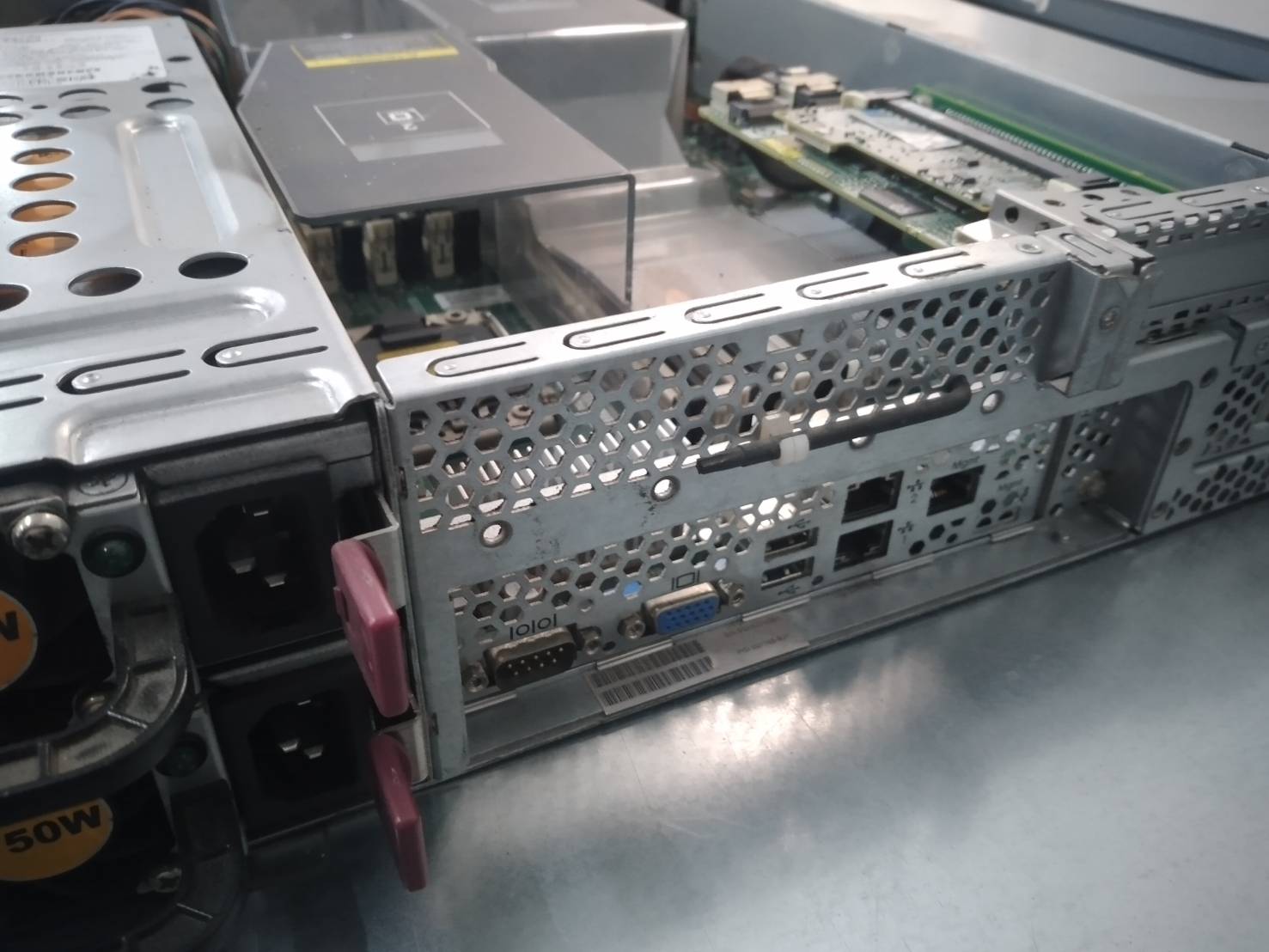 HP Dl 180 G6 มาพร้อม windows แท้ 2018r2