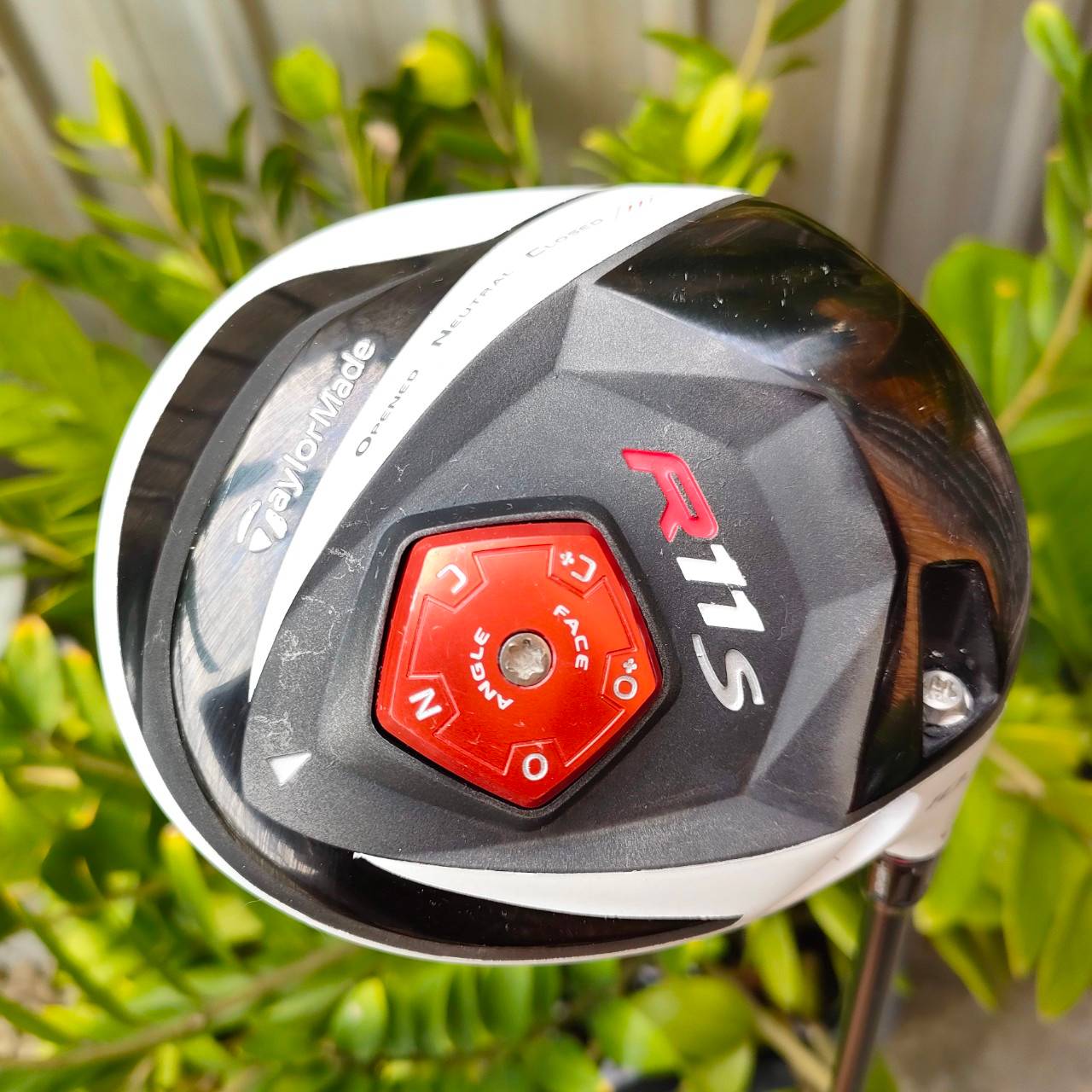 DRIVER TAYLORMADE R11S องศา 10.5 ก้าน RIP PHENOM R11S FLEX R สวีตสปอตกว้าง ตีง่าย และไกลมากๆ ไม้กอล์ฟพรีเมี่ยมมือสอง ของแท้ By NakaraLuxurious