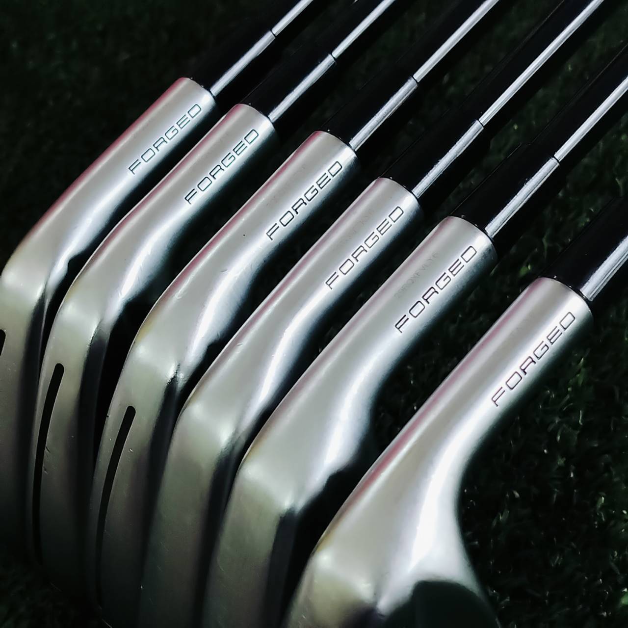 The All New P•770 Irons สุดยอดชุดเหล็กของ TM มีเหล็ก 5 6 7 8 9 PW ก้าน Diamana Thump S ก้านดีมากๆ ก้านตัวนี้แพงมาก!!! ไม้กอล์ฟพรีเมี่ยมมือสอง ของแท้ By NakaraLuxurious