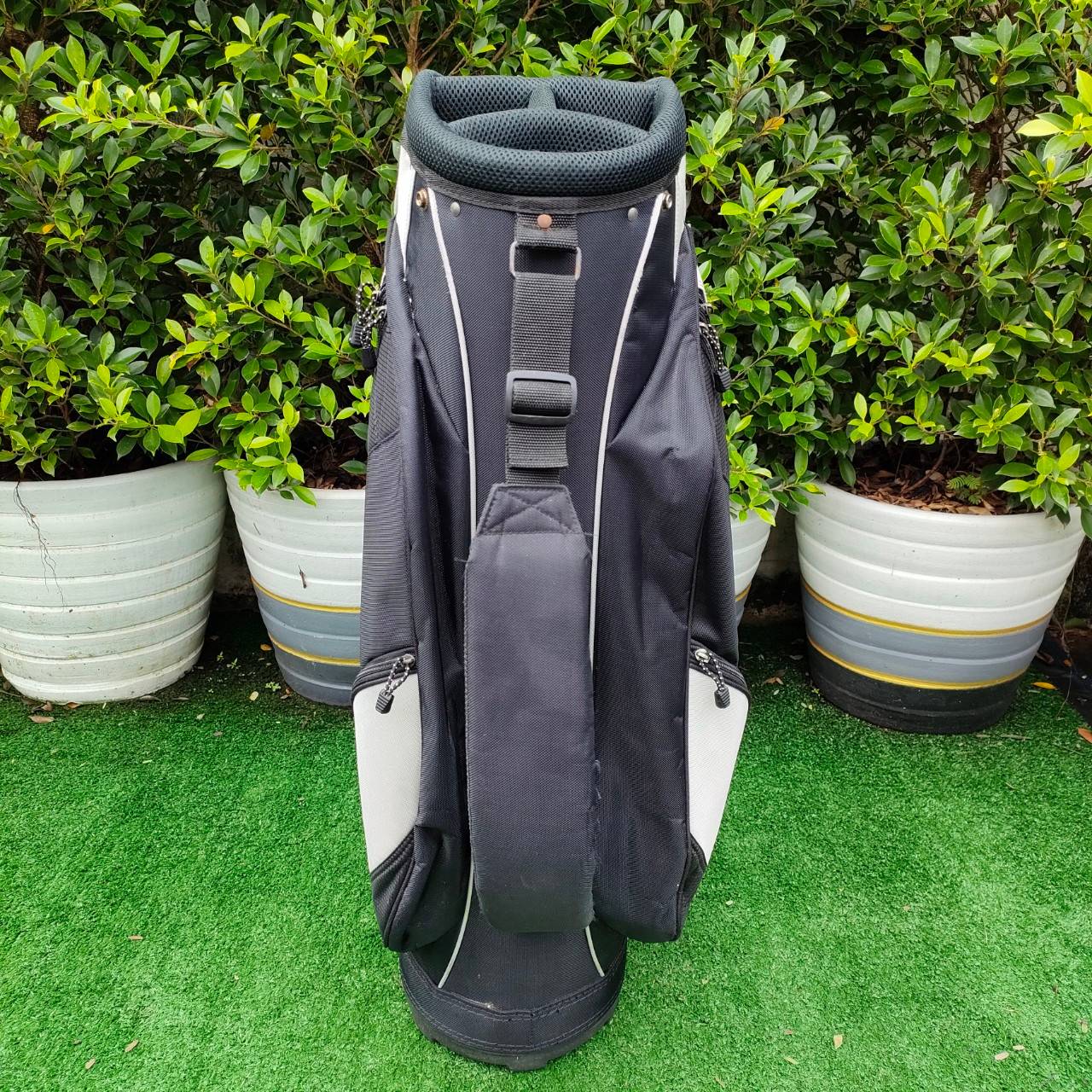 ถุงกอล์ฟ VOLVO มือสอง ถุงสวย สภาพดี ครับ