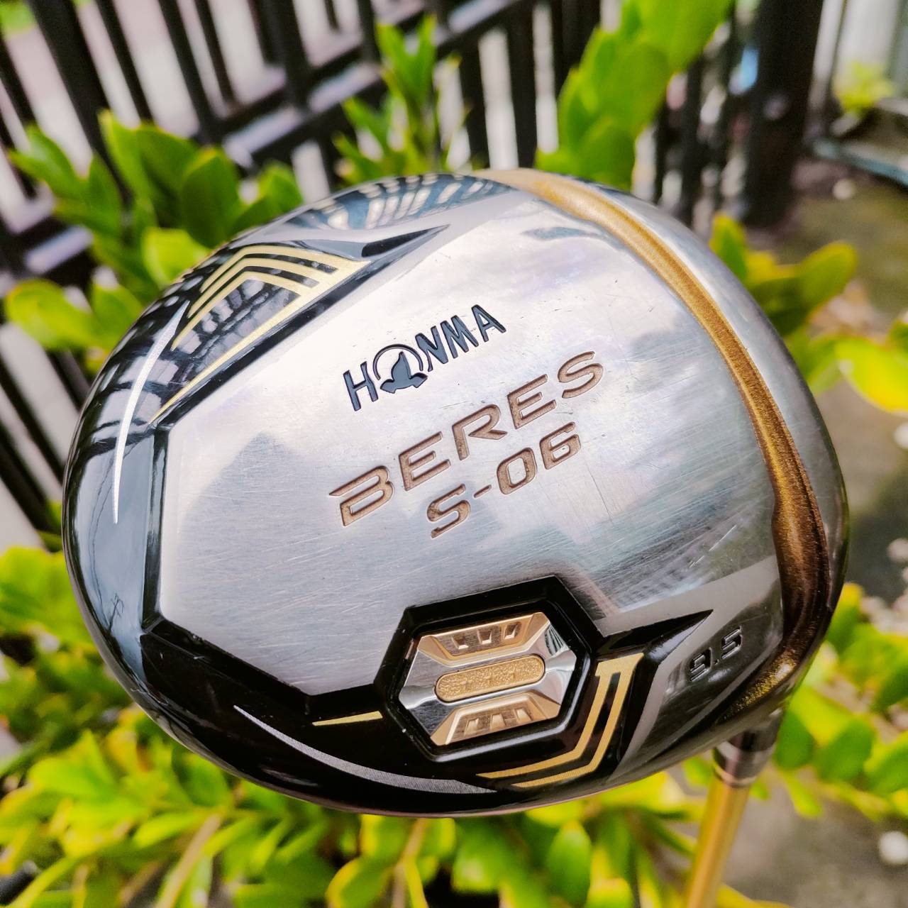 *** ก้าน 3 ดาว *** Driver HONMA BERES S-06 องศา 9.5 ความยาวก้าน 46 นิ้ว ก้าน ARMRQ X 47R *** 3 ดาว *** ไม้กอล์ฟพรีเมี่ยมมือสอง ของแท้ By NakaraLuxurious