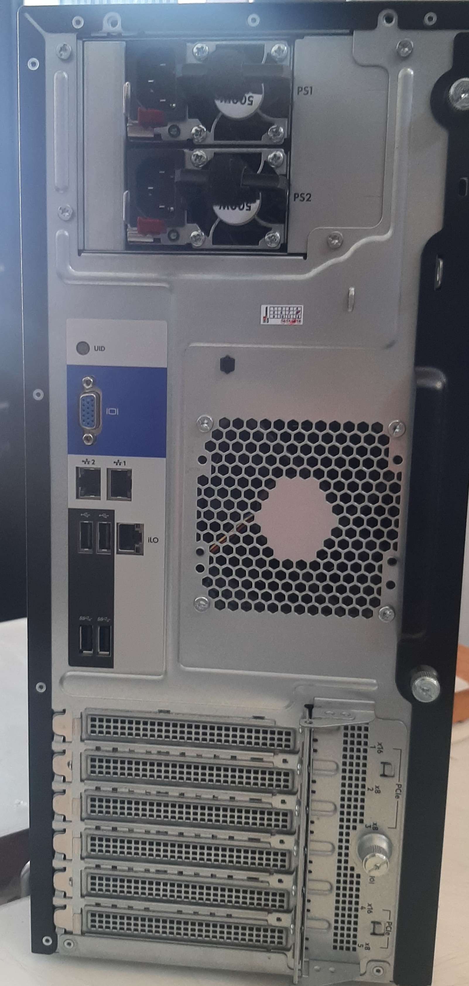 HP ProLiant ML110 Gen10 คอม เซิร์ฟเวอร์ CPU Bronze 3106 Ram 16 GB HDD 1 TB x2
