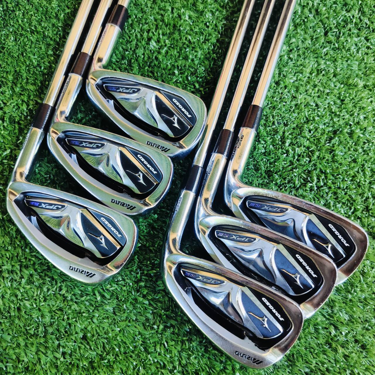 ชุดเหล็ก Mizuno JPX EIII Forged ชุดเหล็กตัวท๊อปสูงสุดของ MIZUNO วัสดุ GRAIN FLOW FORGED ฟีลลิ่งสุดนุ่ม ไม้กอล์ฟพรีเมี่ยมมือสอง ของแท้ By NakaraLuxurious