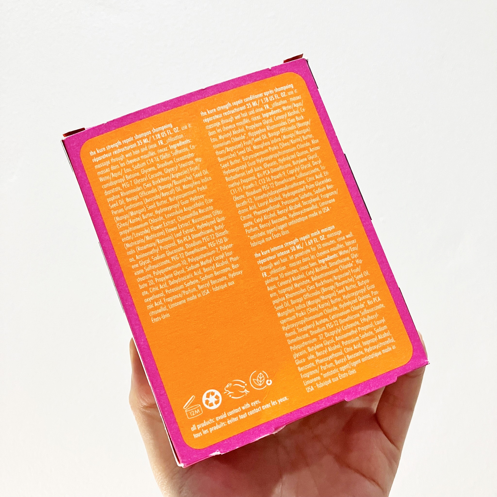 Amika The Kure Strength Repair Trial Set 3 ชิ้น เซ็ตผลิตภัณฑ์ดูแลเส้นผมที่ออกแบบมาเพื่อฟื้นฟูและซ่อมแซมผมที่เสียหายจากการทำสี