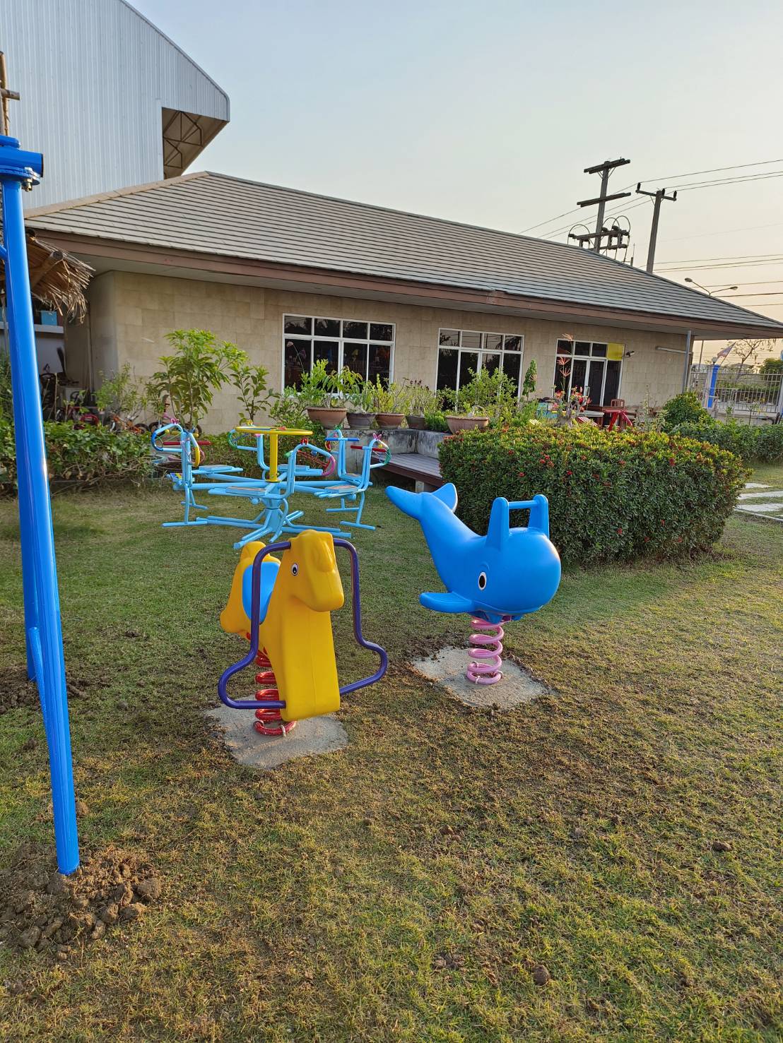 สปริงโยกเยก โยกเยกสปริง คละแบบ ราคาต่อ1ตัว ม้าโยกฐานเหล็ก คละแบบ พร้อมส่ง ตัวละ5490 บาท