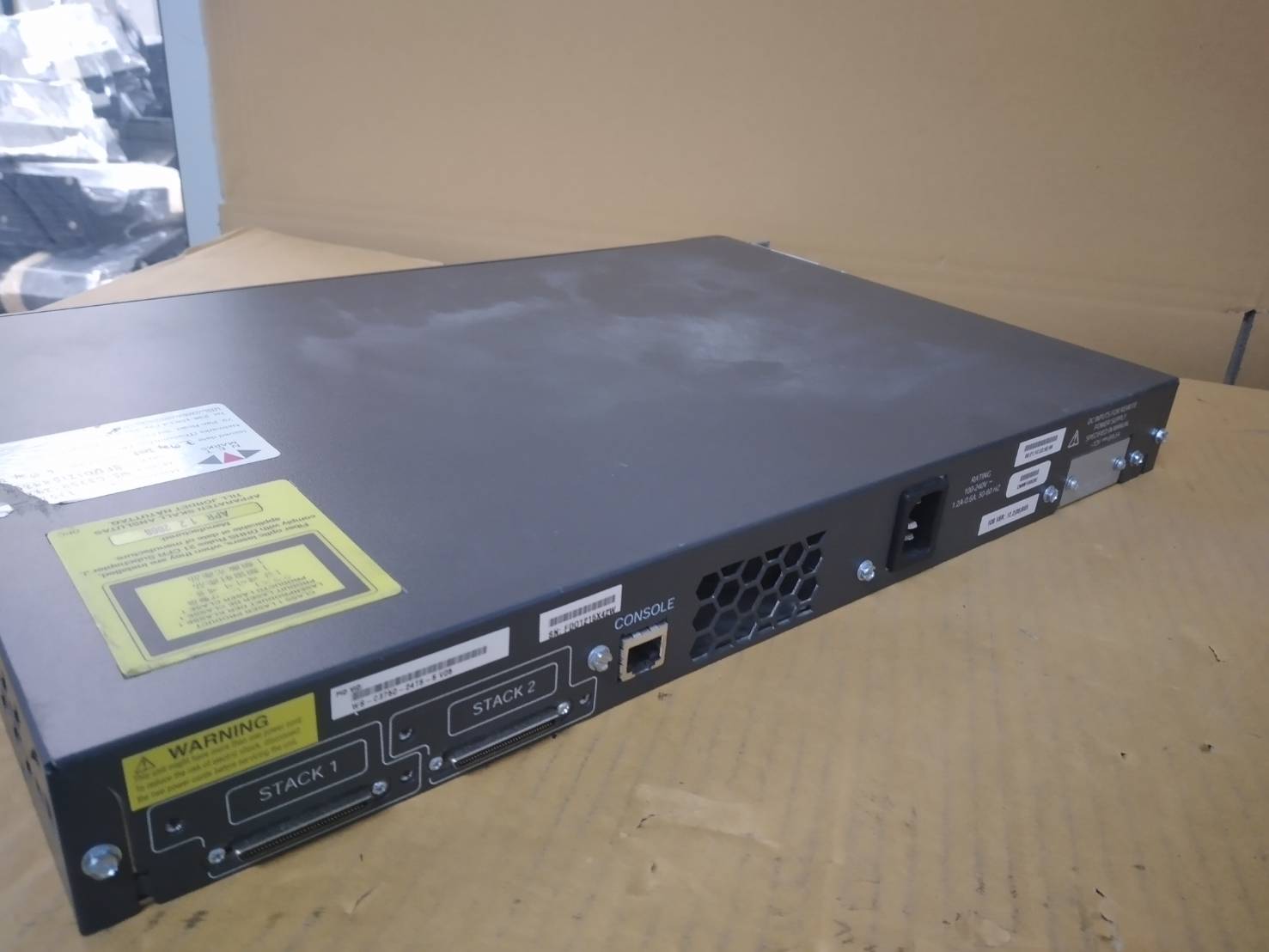 Cisco Catalyst WS-C3750-24TS-S Switch