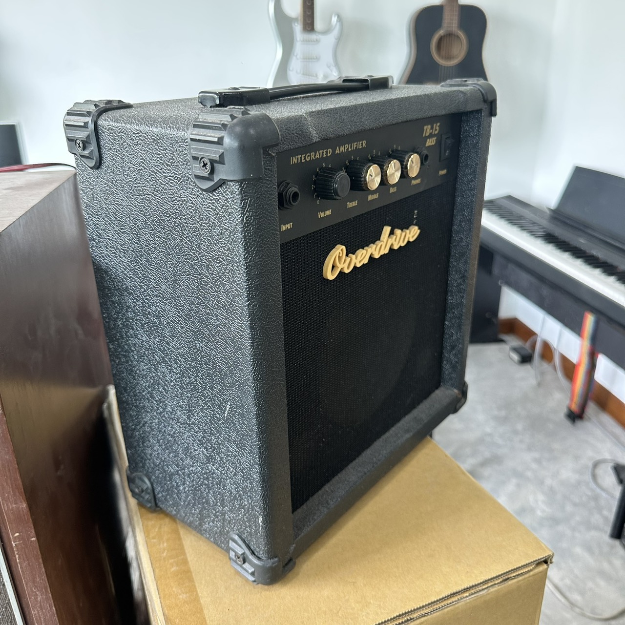 Overdrive B-15 แอมป์เบส