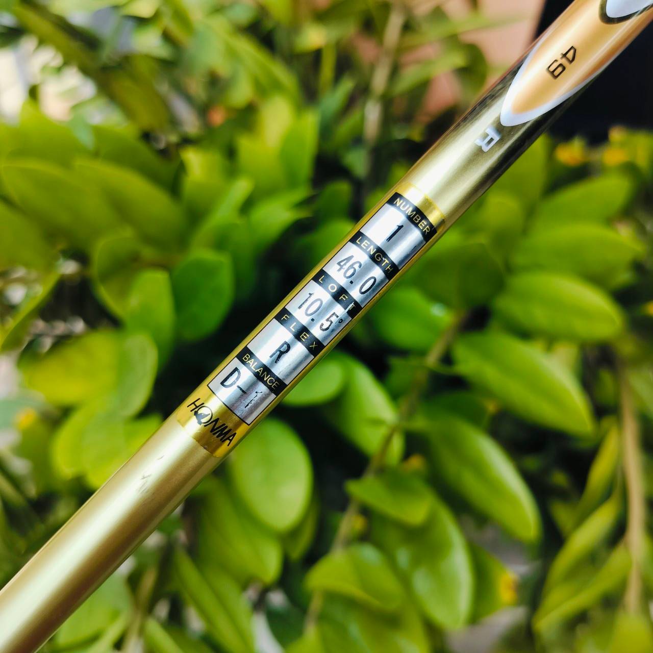 *** ไม้กอล์ฟมือซ้าย *** Driver HONMA S-03 องศา 10.5 ก้าน ARMRQ 8 ระดับ 2 ดาว ** FLEX R ก้านถักพรีเมี่ยมเบา 49 กรัม หัวขนาดใหญ่ สวีตสปอตกว้าง ตีง่าย ตีไกล และ ตีตรงมาก ไม้กอล์ฟพรีเมี่ยมมือสอง ของแท้ By NakaraLuxurious