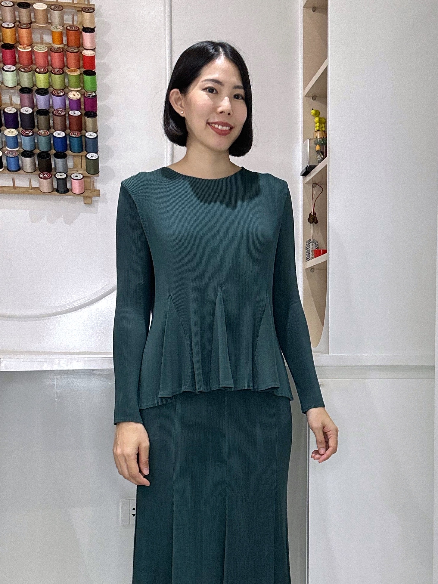 ปรับราคาลง20%!! 2MUAY GJO1793 เสื้อพลีทคุณภาพ ROUND NECK LONG SLEEVE PLEATED TOP 9 สี FREE SIZE