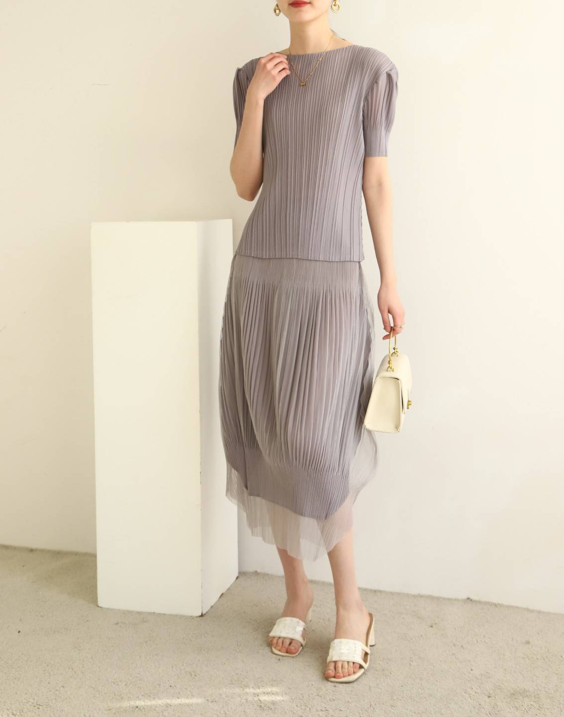 2MUAY BASIC รุ่น GJO2520 SHORT SLEEVE PLEATED TOP เสื้อผู้หญิง เสื้อพลีทคุณภาพ 14 สี FREE SIZE