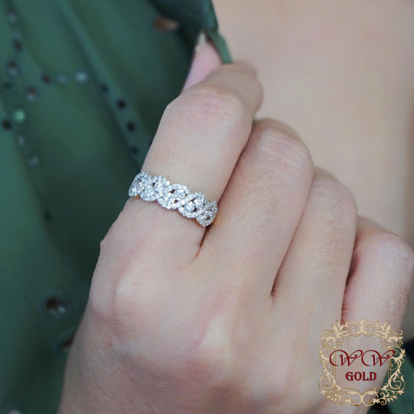 แหวนแถวสุดหรู