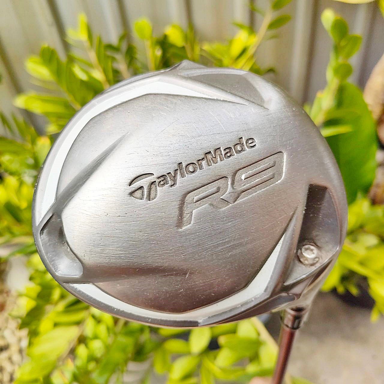 DRIVER TAYLORMADE R9 องศา 9.5 ก้าน FUJIKURA MOTORE FLEX R เจ้าของเดิมขัดสีออกเป็นแบบเปลือย ตีดีมากๆ ตีง่ายมาก หัวใหญ่ และไกลมาก ไม้กอล์ฟพรีเมี่ยมมือสอง ของแท้ By NakaraLuxurious