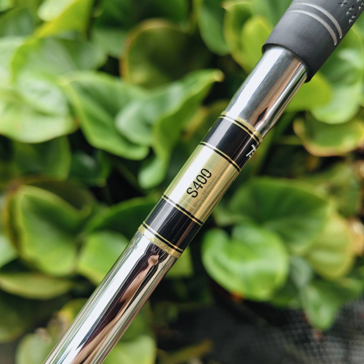 Nike SV‑T Wedge – 56° / Bounce 14° Sand Wedge ที่ให้ Spin ควบคุมระยะ รอบกรีนได้แม่นยำ