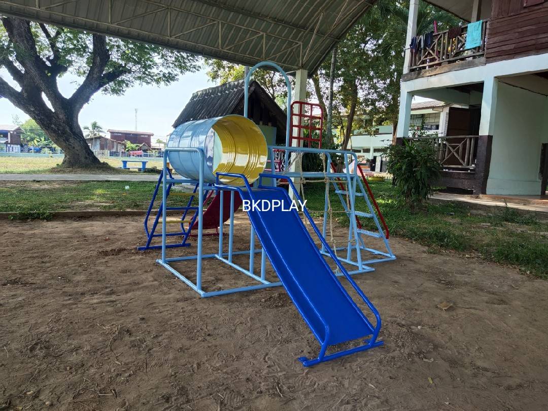 เครื่องเล่นสนามชุดรวมD ประกอบด้วยสไลเดอร์ปีนป่ายแป้นบาสและถังลอด, เครื่องเล่นสนามกลางแจ้ง , เครื่องเล่นสนามเหล็ก, ของเล่น, OutdoorPlayground,สนามเด็กเล่น,เครื่องเล่นงบสพฐ.ประชารัฐ ราคาโรงงาน