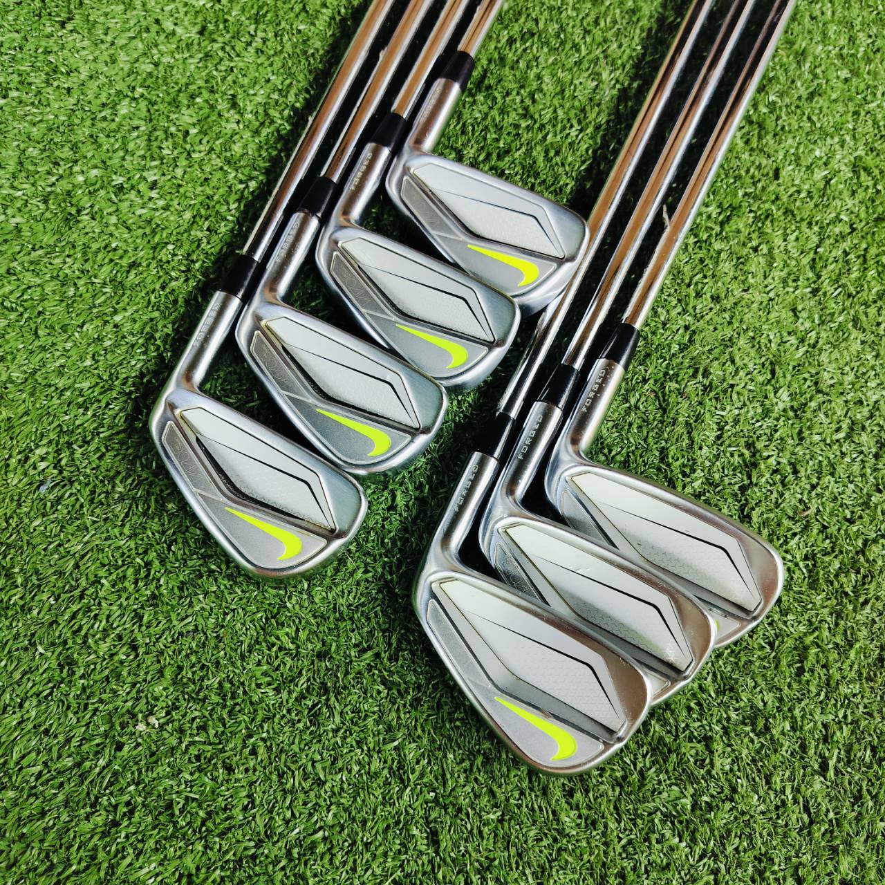 ชุดเหล็ก NIKE VAPOR PRO COMBO FORGED ก้าน NSPRO MODUS 120 FLEX S มีเหล็ก 4 5 6 7 8 9 PW ตีดีมากๆ มีรูปลักษณ์ที่สะอาดตาและหน้าเหล็กที่ให้พลังเพิ่มระยะทาง เป็นการรวมตัวของพลังและความแม่นยำ ไม้กอล์ฟพรีเมี่ยมมือสอง ของแท้ By NakaraLuxurious