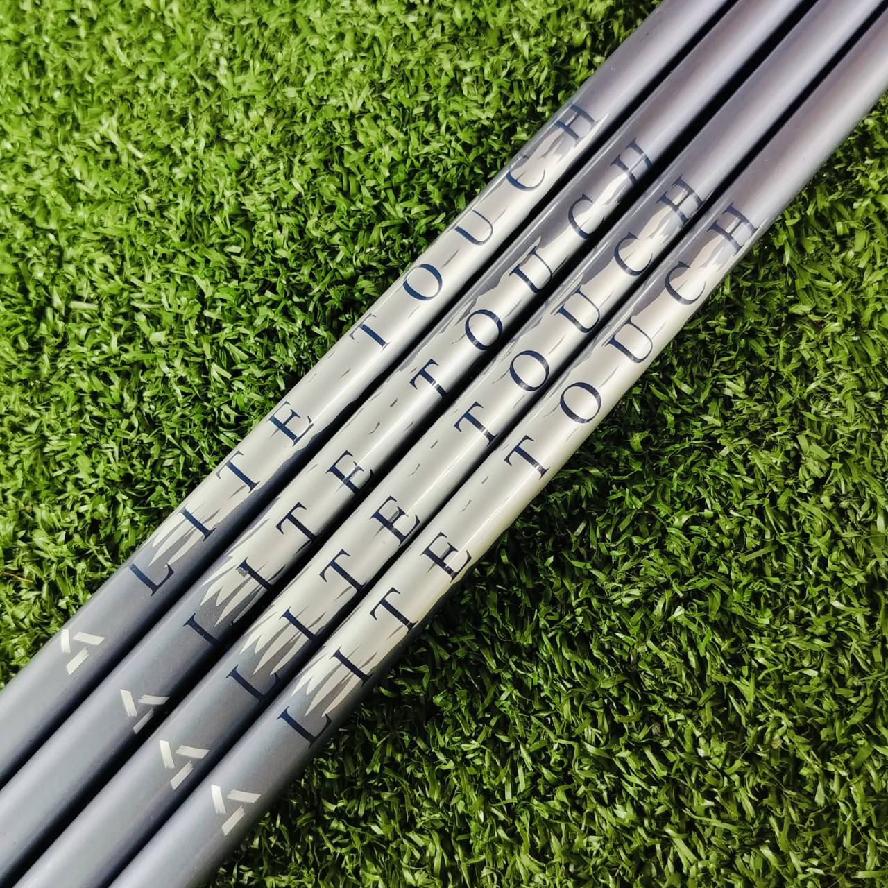 ก้านใส่ HYBRID LITE TOUCH FLEX R ความยาวเฉพาะก้าน 40 นิ้ว ก้านสวย คุณภาพดีมากๆค่ะ ก้านไม้กอล์ฟพรีเมี่ยมมือหนึ่ง ของแท้ By NakaraLuxurious