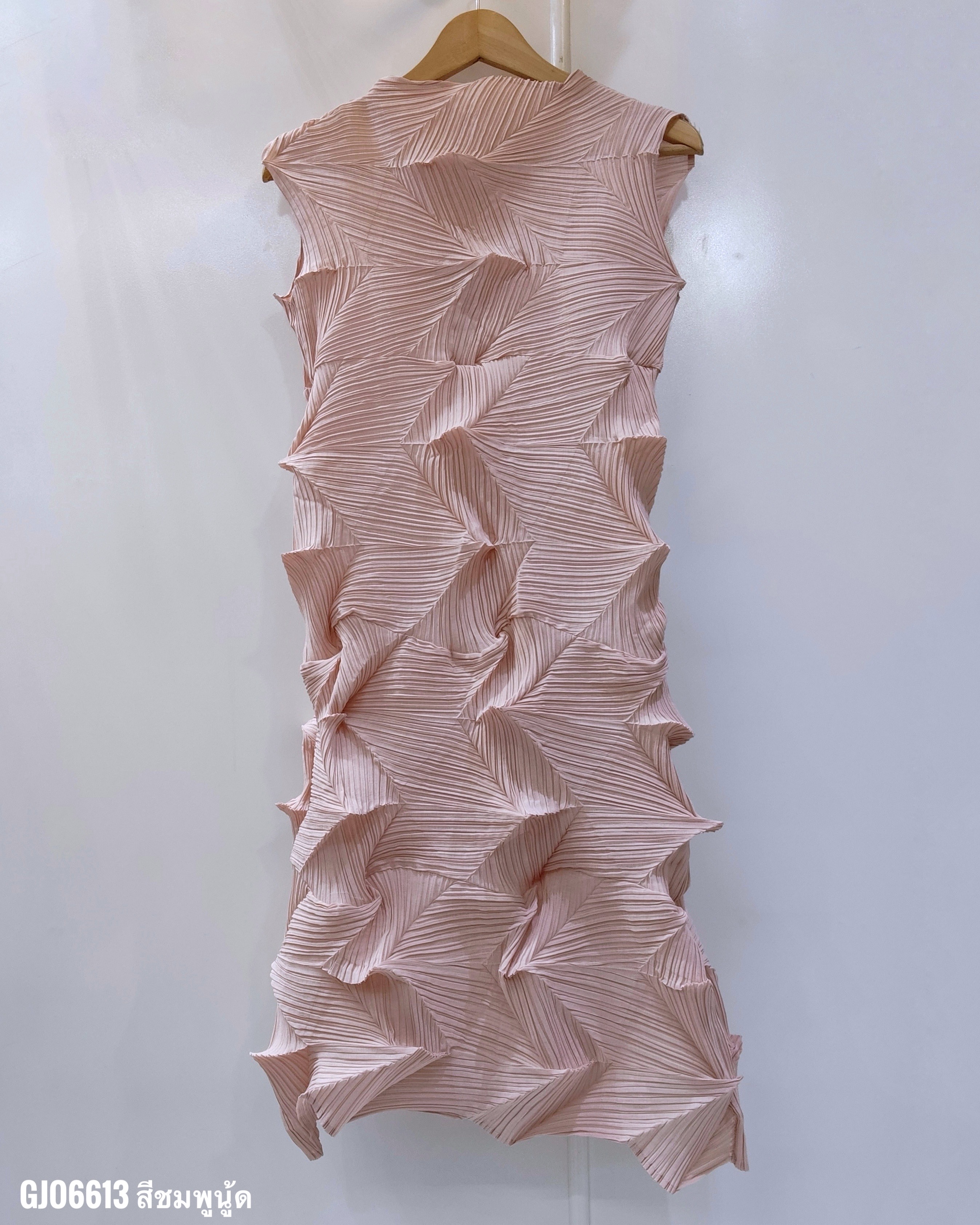 2MUAY รุ่น GJO6613 เดรสอัดพลีทงานคุณภาพ SLEEVELESS ZIGZAG PLEATED DRESS 9สี FREE SIZE