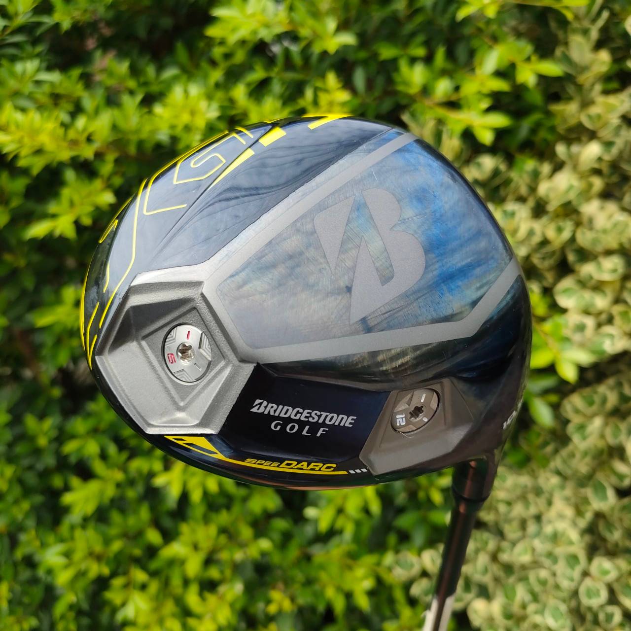 DRIVER BRIDGESTONE JGR องศา 10.5 ก้าน ALDILA FLEX S หัวญี่ปุ่นที่ตีมันส์สุดขีด งานปราณีต วัสดุสุดพรีเมี่ยม และไขปรับได้ด้วย หน้าเลเซอร์ลดไซด์สปินได้ดี ตีตรง ตีไกลจัดๆ
