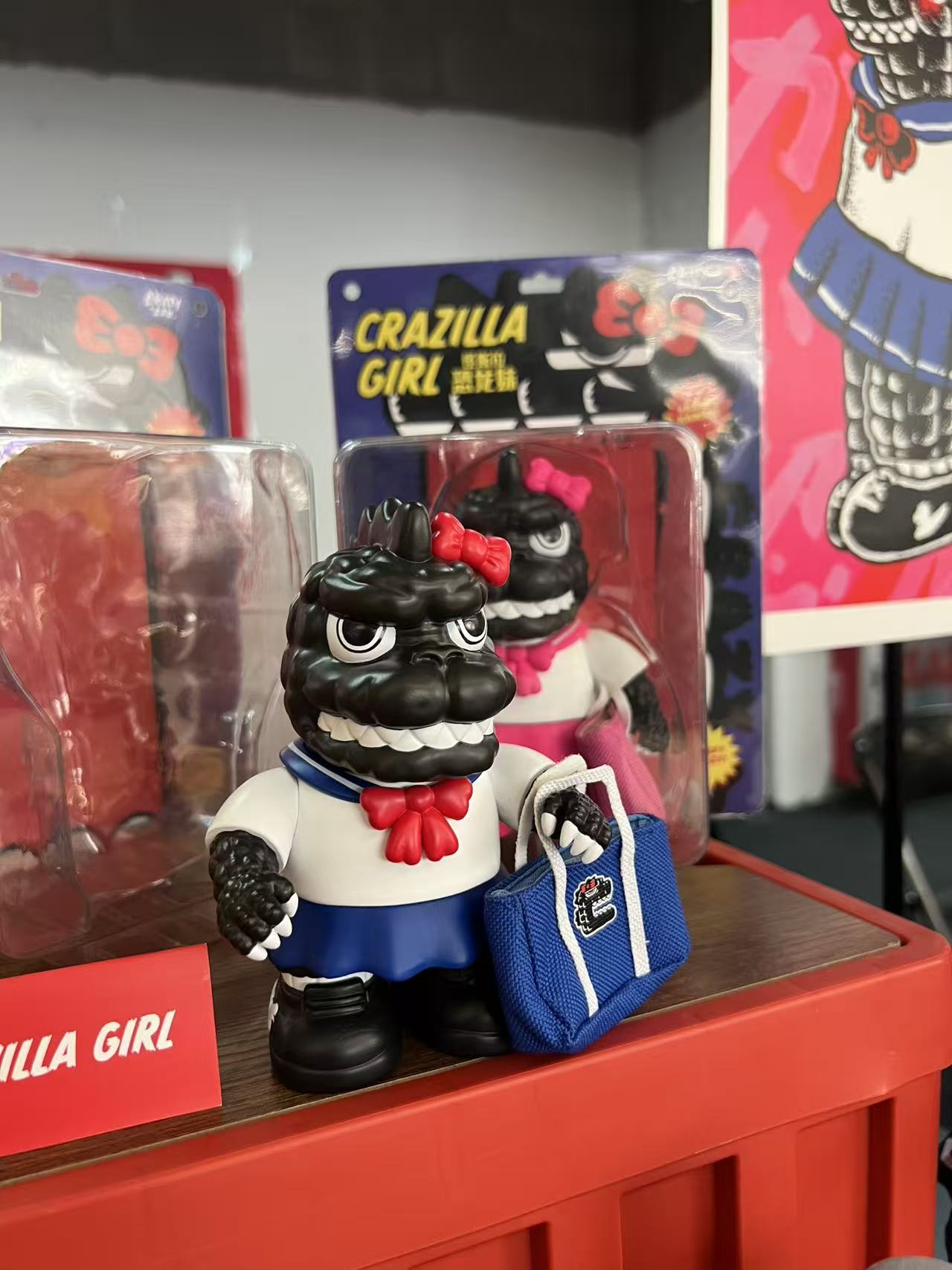 [สั่งจอง]Crazy Lab : Mini Crazilla Girl (14cm)