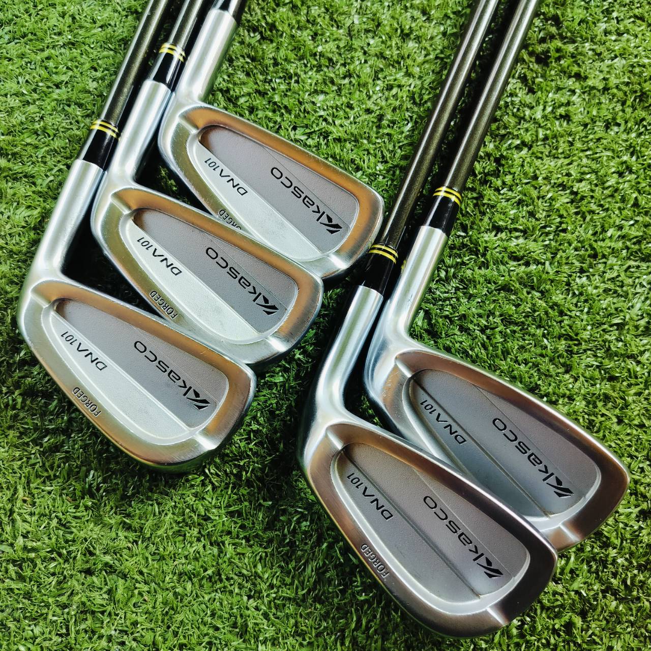 ลดราคาพิเศษ!!! ชุดเหล็ก KASCO DNA101 FORGED ก้าน กราไฟต์ FLEX S ก้านเบาแต่แม่นยำ ไม้กอล์ฟพรีเมี่ยมมือสอง ของแท้ By NakaraLuxurious