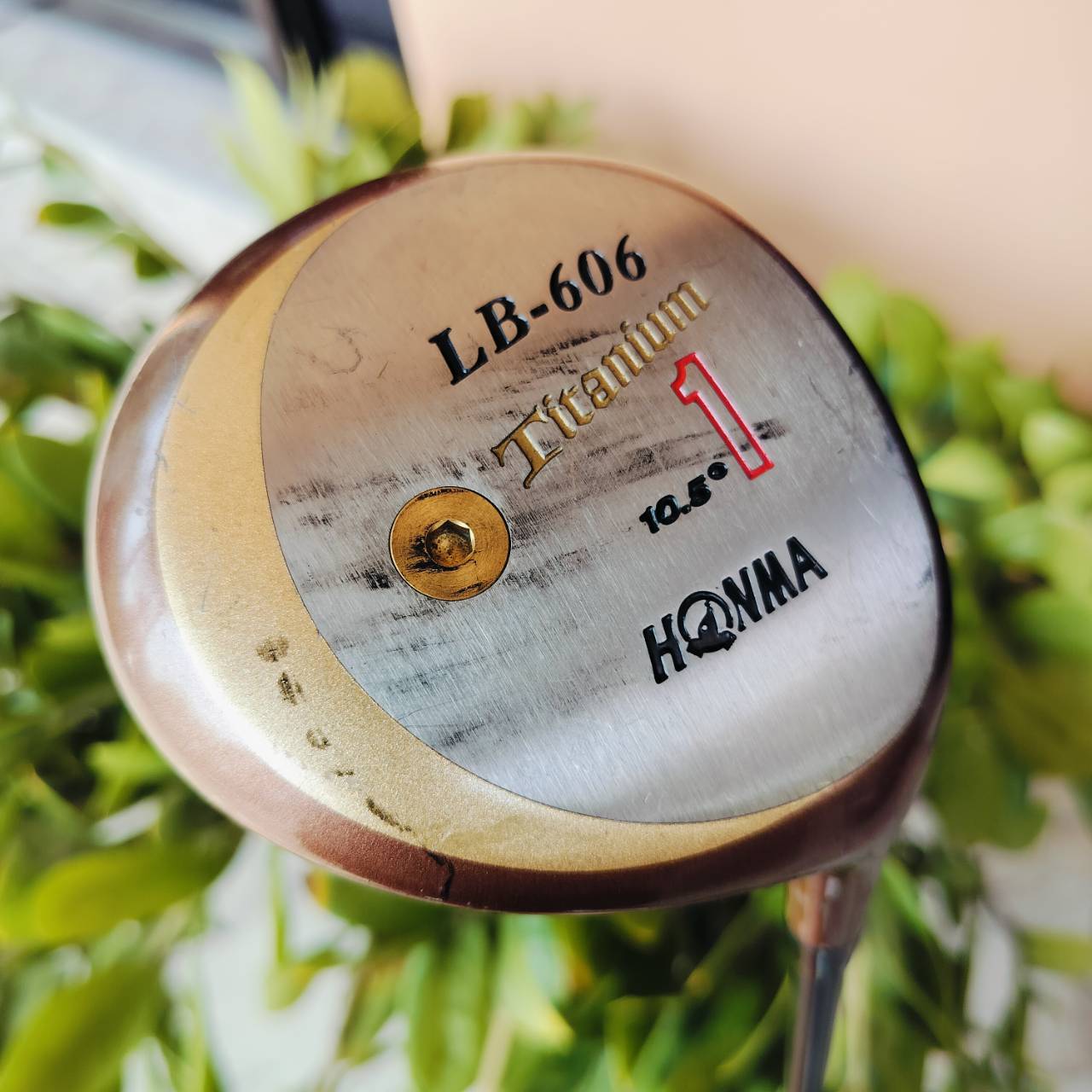 Driver HONMA LB606 พรีเมี่ยมญี่ปุ่น มีหมุดถ่วง วางน้ำหนักไว้ดี ตีง่ายๆ ก้าน TITANIUM ระดับสองดาว** องศา 10.5 FLEX R1 ตีสบายมากๆ ไม้กอล์ฟพรีเมี่ยมมือสอง ของแท้ By NakaraLuxurious
