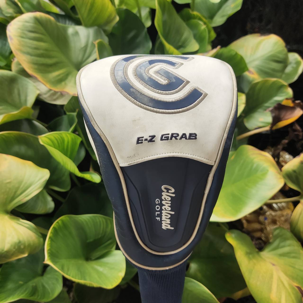 Driver Cleveland Launcher SL290 น้ำหนักรวมเพียง 290 กรัม ตีลื่น ระยะดีมาก ตีง่าย ตีตรง คุมง่าย