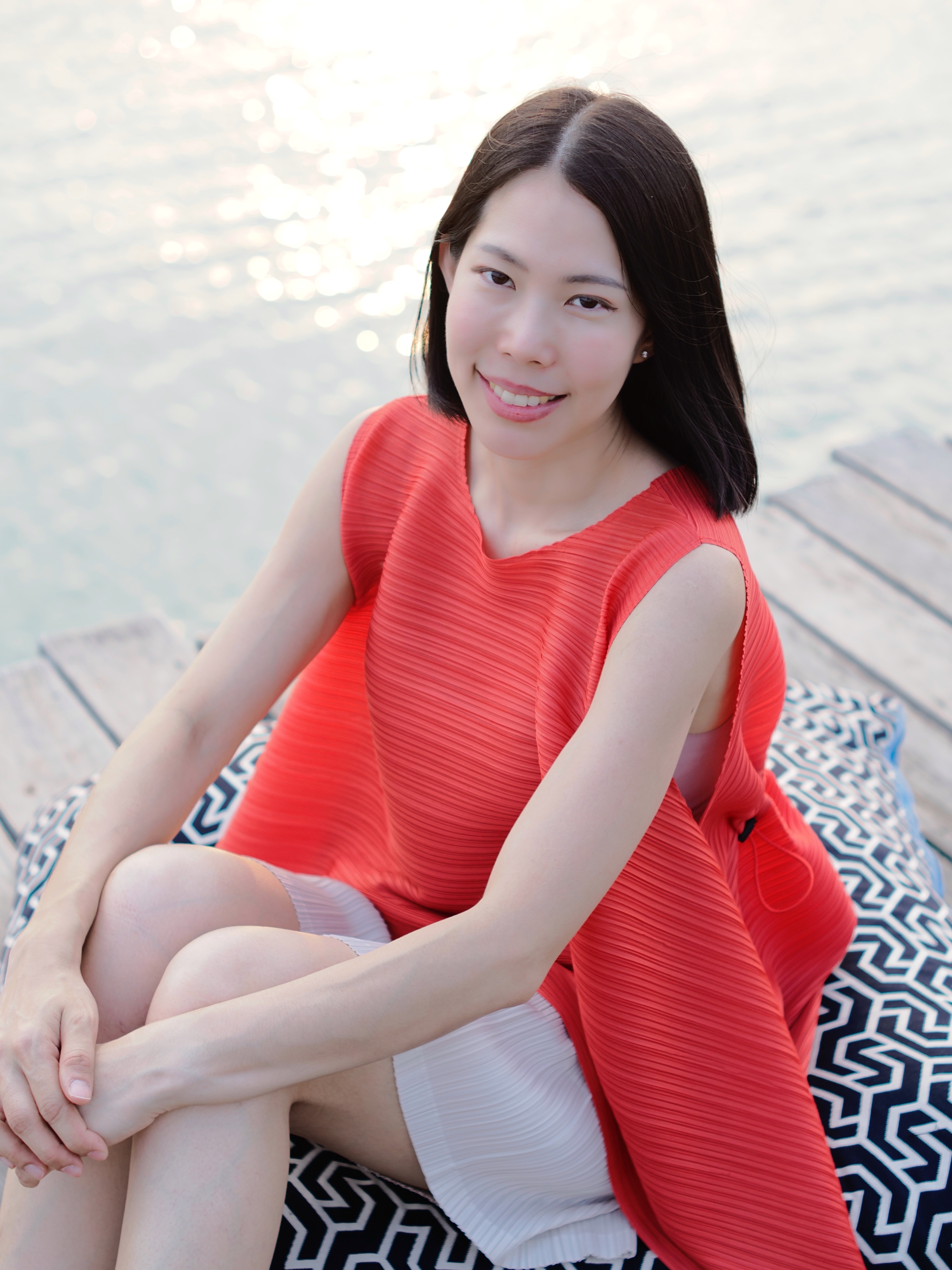 ปรับราคาลง20%!! 2MUAY รุ่น GJO7649 เสื้ออัดพลีทคุณภาพ SLEEVELESS CINCHED WAIST PLEATED TOP 11 สี FREE SIZE