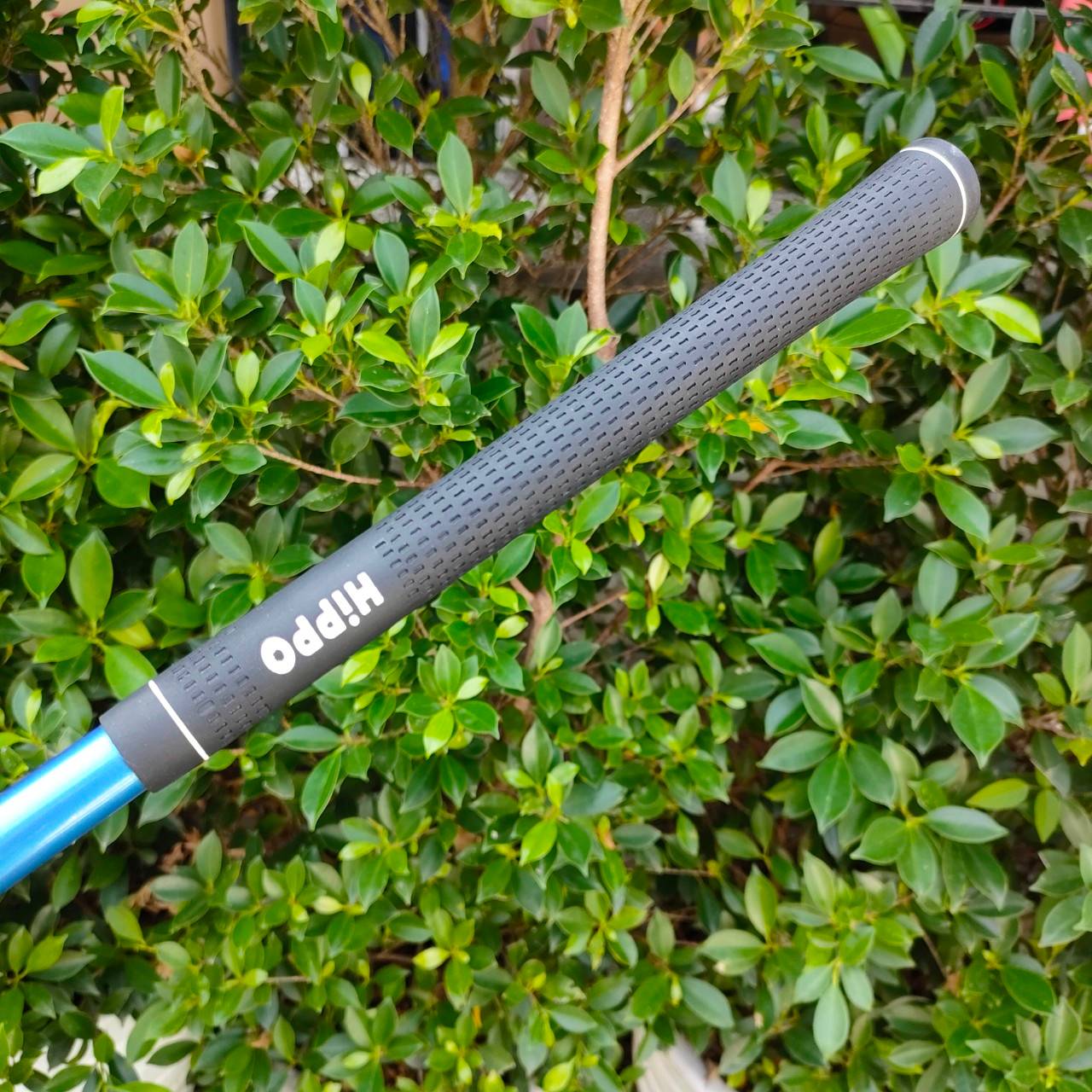 FW3 HIPPO HIPTEC องศา 15 ก้าน MITSUBISHI RAYON FLEX R สภาพสวยมากใหม่เลยครับ หัวดีไซน์พิเศษ ตีง่ายจริงๆ ออกเป็นสี่เหลี่ยมเพื่อให้ HIGH M.O.I. และมีเว้าด้านหลัง