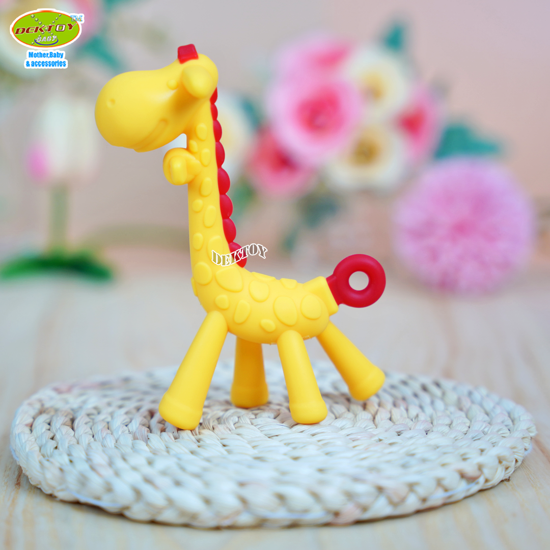 ยางกัดสำหรับเด็ก ยางกัดยีราฟ นึ่งอบได้ กล่องใส 6187A