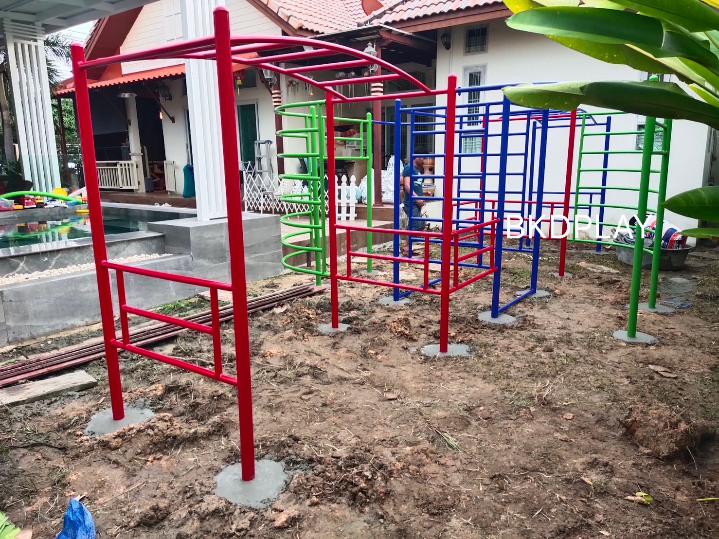 เครื่องเล่นสนามกลางแจ้ง สำหรับเด็กประถม ชุดปีนป่ายรวม บาร์โหนแสนสนุก ปีนป่ายเหล็ก เครื่องเล่นสนามเหล็ก รวม OutdoorPlayground, ราคาโรงงาน