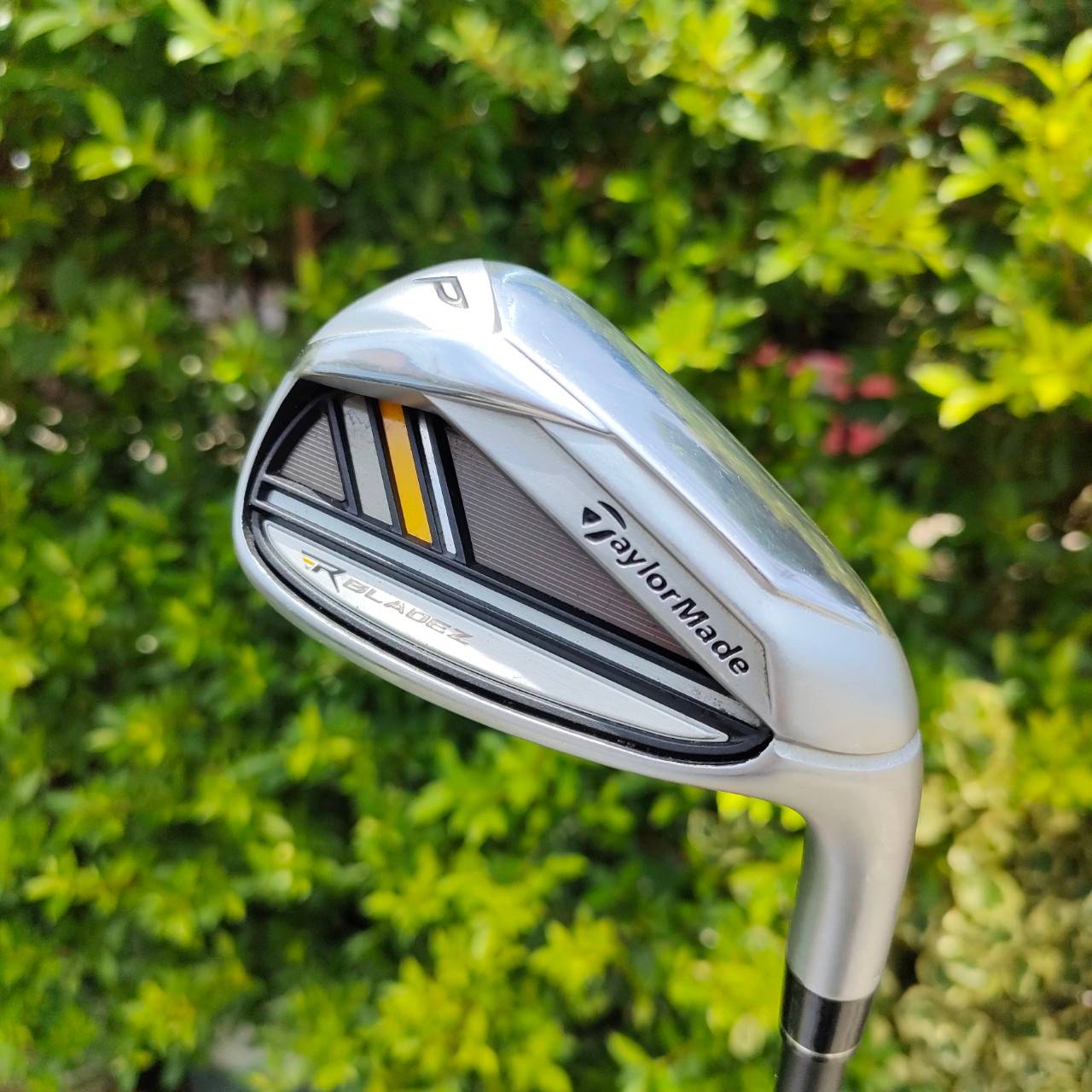 ** ไม้กอล์ฟสำหรับผู้หญิง ** PW TAYLORMADE R BLADEZ ก้าน ROCKETFUEL FLEX L ตีง่าย ก้านเบา และใบกำลังดี **ตัวนี้กริพต้องเปลี่ยน** ไม้กอล์ฟมือสอง ของแท้ BY NakaraLuxurious