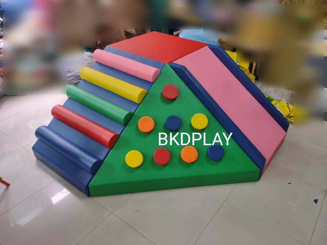 ภูเขานุ่มนิ่มสไลด์ 1 ทาง, ปีนป่ายเข้ามุม ปีนป่ายนุ่ม สไลเดอร์นุ่ม เบาะนุ่มนิ่ม, soft play, indoor playground ของเล่นเสริมพัฒนาการ เครื่องเล่นสนามในร่ม Kid Zone