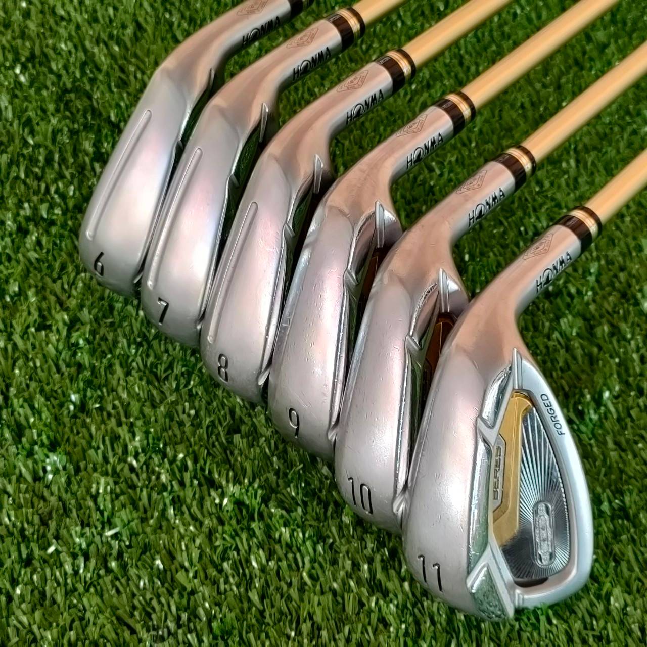 ชุดเหล็ก HONMA BERES FORGED รุ่นใหม่ออฟปี 2020 มีเหล็ก 6 - 11 ก้าน ARMRQ FLEX R ** ก้านระดับ 2 ดาว ** เหล็ก 7 องศา 27 ตีไกลจัด