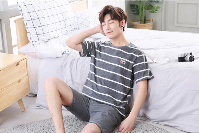 ชุดนอนผู้ชายไซส์ใหญ่ แขน-ขาสั้น