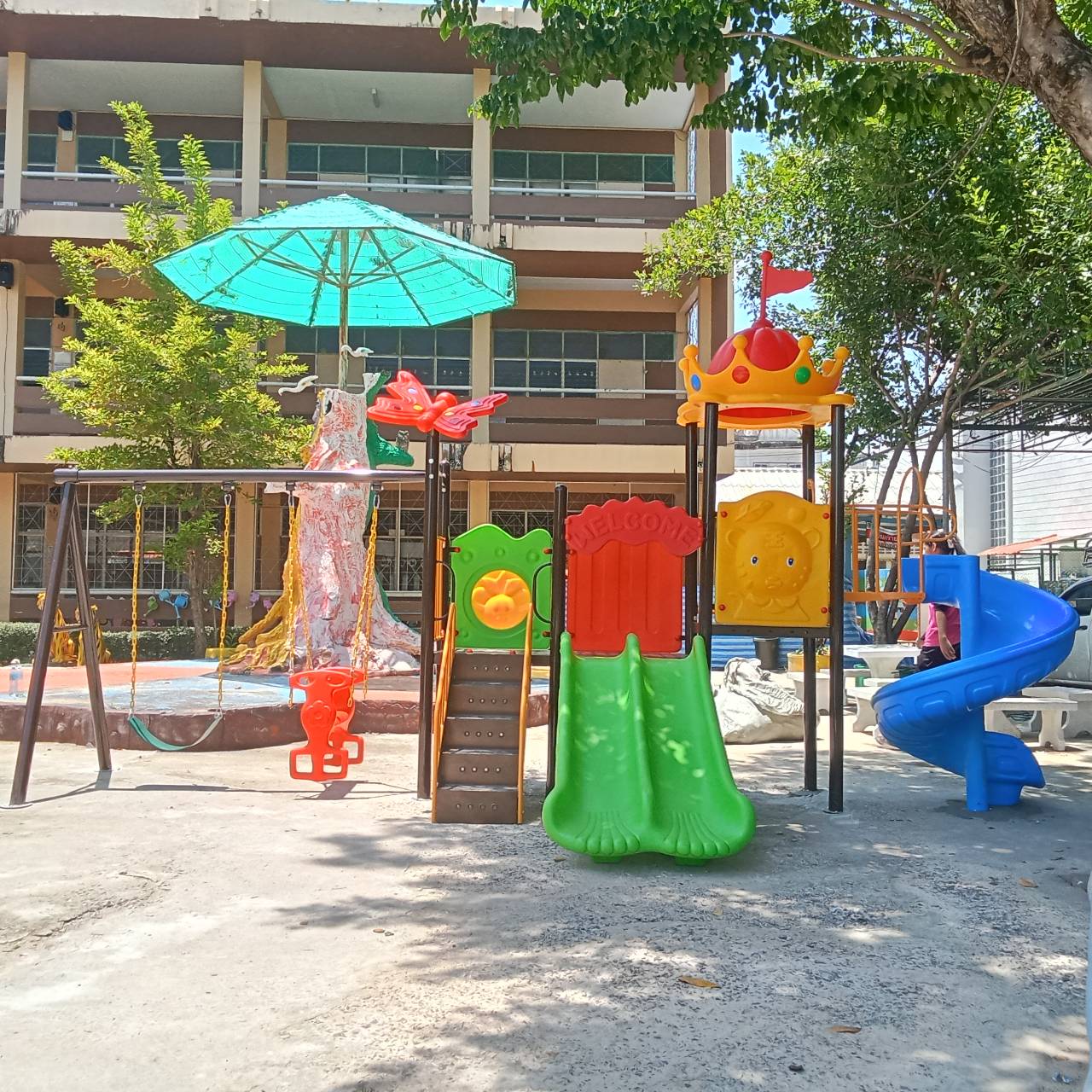 ส่งติดตั้งฟรี เครื่องเล่นสนามกลางแจ้ง -ในร่ม, ชุดสวนมงกุฏและผีเสื้อหรรษา สไลเดอร์ใหญ่,ครุภัณฑ์สนามเด็กเล่น,งบ.สพฐ,โครงการโรงเรียนประชารัฐ, เครื่องเล่นสนามระดับก่อนประถมศึกษา, งบประมาณ80,000 playground,สไลเดอร์,ของเล่นเสริมพัฒนาการ,เครื่องเล่นสนาม, สนามเด็