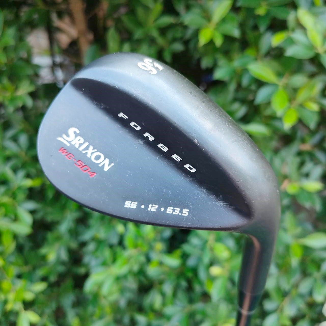 WEDGE SRIXON WG-504 FORGED องศา 56 เบาท์ 12 ก้าน SRIXON SV-3003J FLEX S เป็นก้านสำหรับ WEDGE โดยเฉพาะ!! ไม้กอล์ฟมือสอง ของแท้ BY NakaraLuxurious