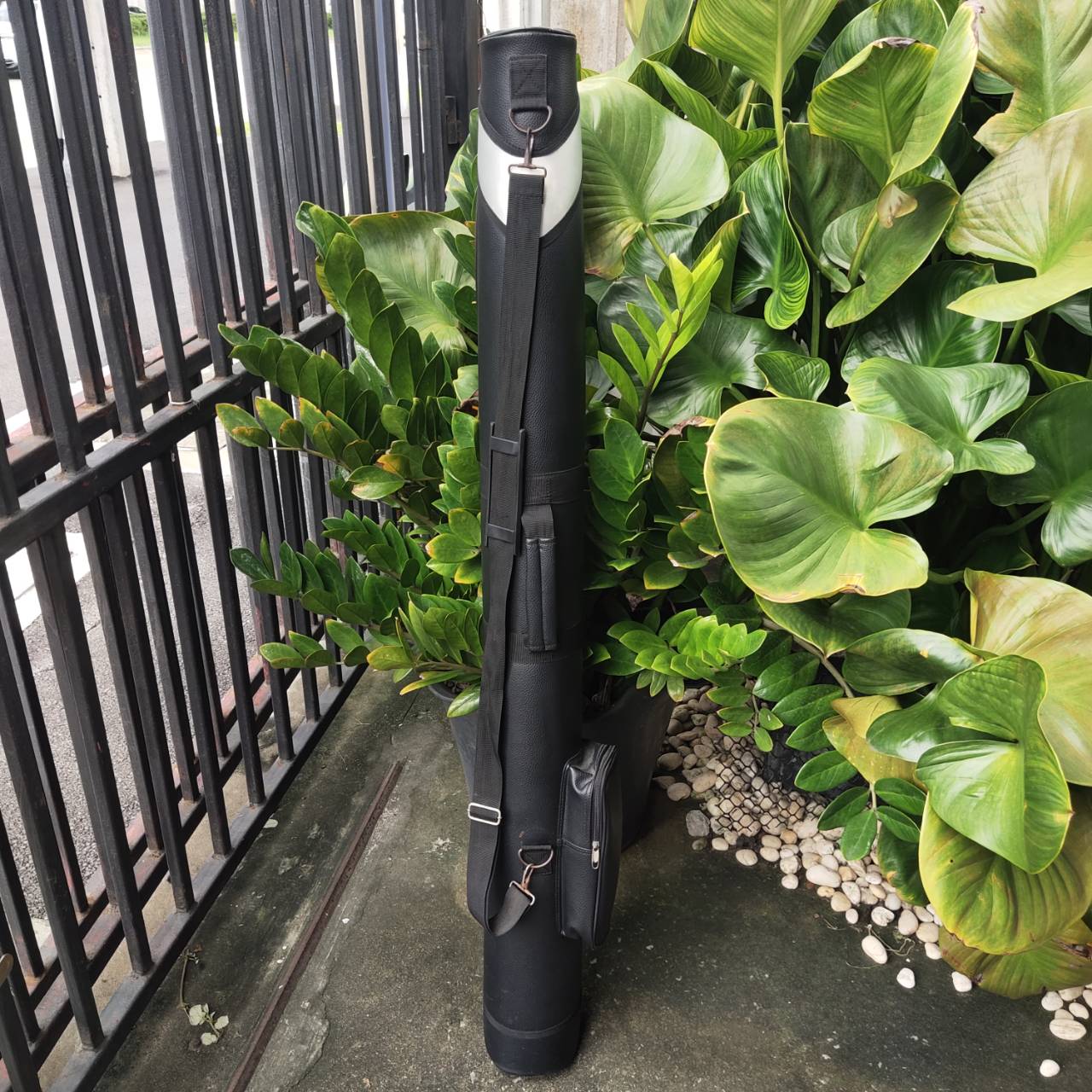 ถุงกอล์ฟ HALF SET ZEBRA มือสอง สามารถใส่เดินทางต่างจังหวัด หรือใช้ใส่ไม้เพื่อไปสนามซ้อม