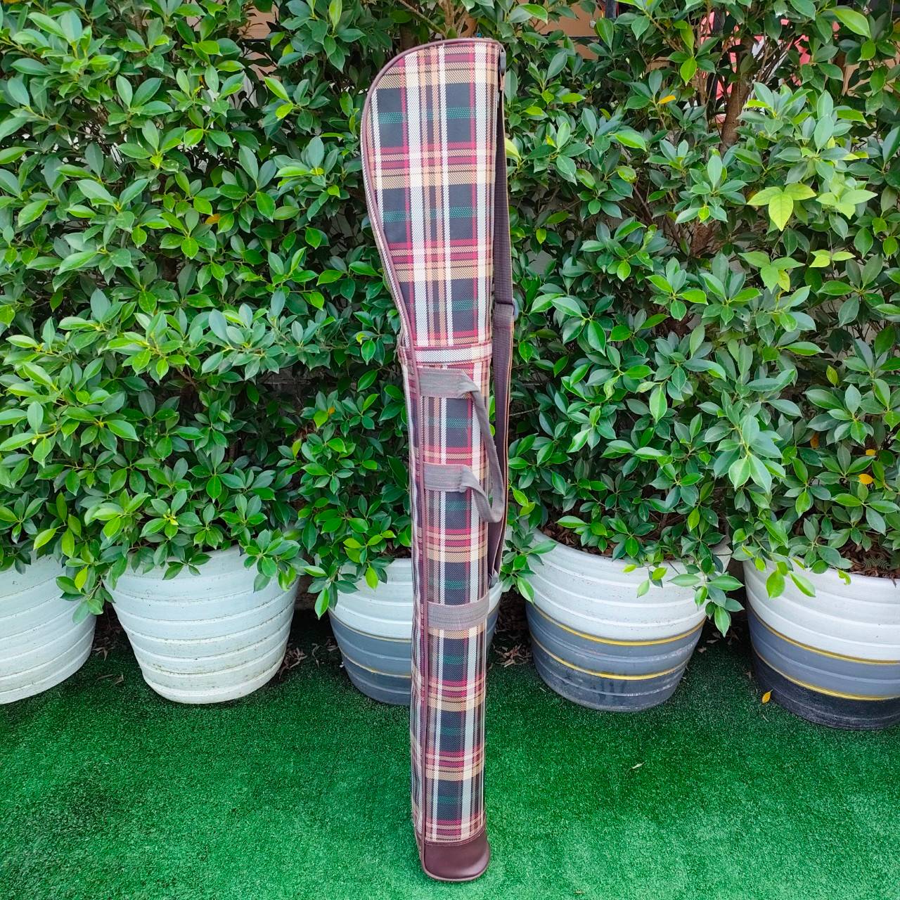 ถุงกอล์ฟ HAIF SET TIGER SIIARK มือสอง ลายสก๊อตสุดเท่ สภาพสวย