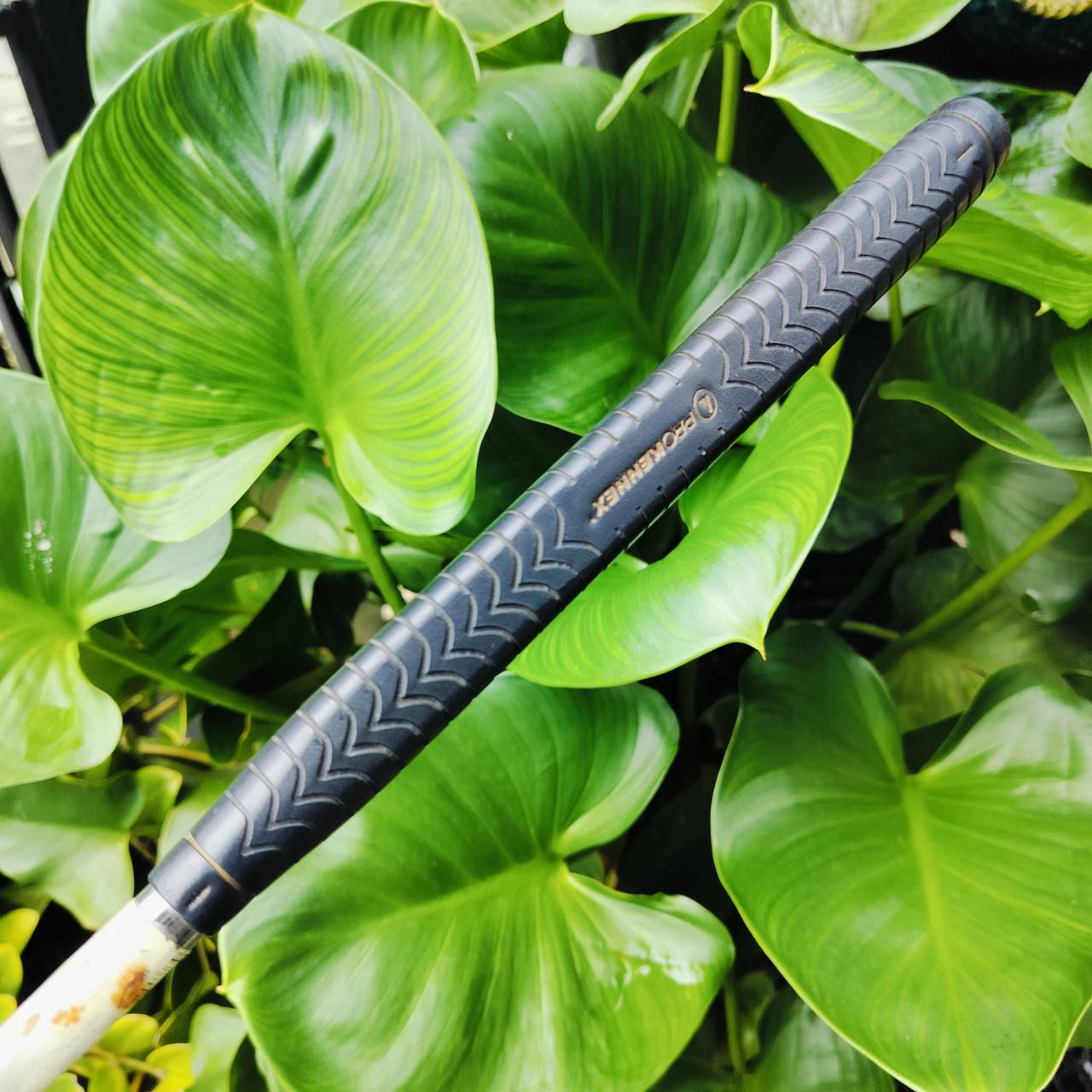 PUTTER PROKENNEX PK-34 ความยาว 34 นิ้ว หน้าอินเซิร์ท ทั้งนุ่มนวลและช่วยให้เกาะไลน์ รูปทรงออกแบบให้ HIGH M.O.I. พัตต์ตรงมาก ไม้กอล์ฟพรีเมี่ยมมือสอง ของแท้ By NakaraLuxurious