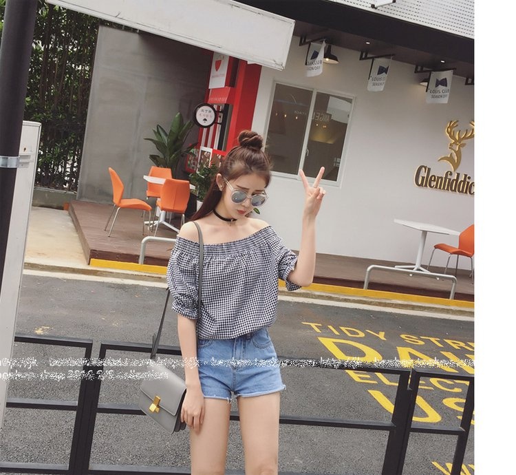 เสื้อแฟชั่น ปาดไหล่ ผ้าคอตตอลทอลายนิ่ม งานตามแบบ