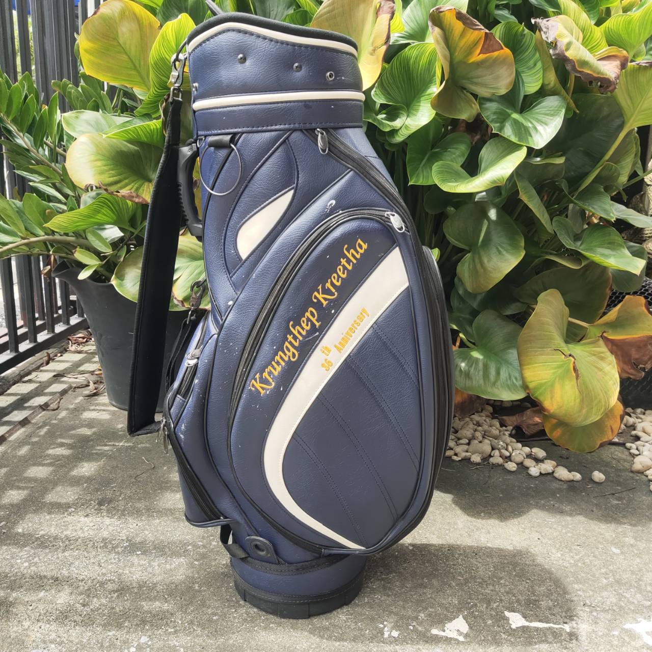 ถุงกอล์ฟกรุงเทพกรีฑา มือสอง ถุง TOUR ใบใหญ่ ใส่ไม้ได้ครบครัน