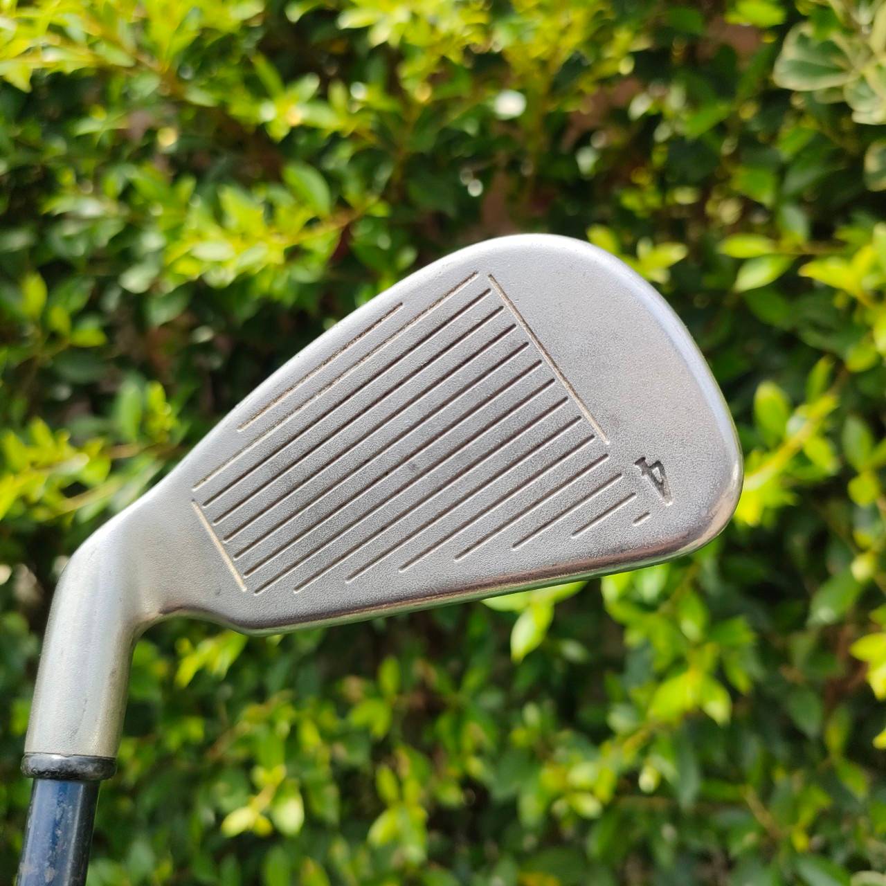 ชุดเหล็ก CALLAWAY BIG BERTHA X-12 มีเหล็ก 4-9 เเละ PW SW ก้าน RCH 99 FLEX FIRM รุ่นนี้ดังมาก เพราะตีง่ายมาก นุ่ม X SERIES ใบไม่ใหญ่มาก ตีได้ระยะ และก้านเจาะทะลุ ได้ฟีลลิ่งสุดๆครับ