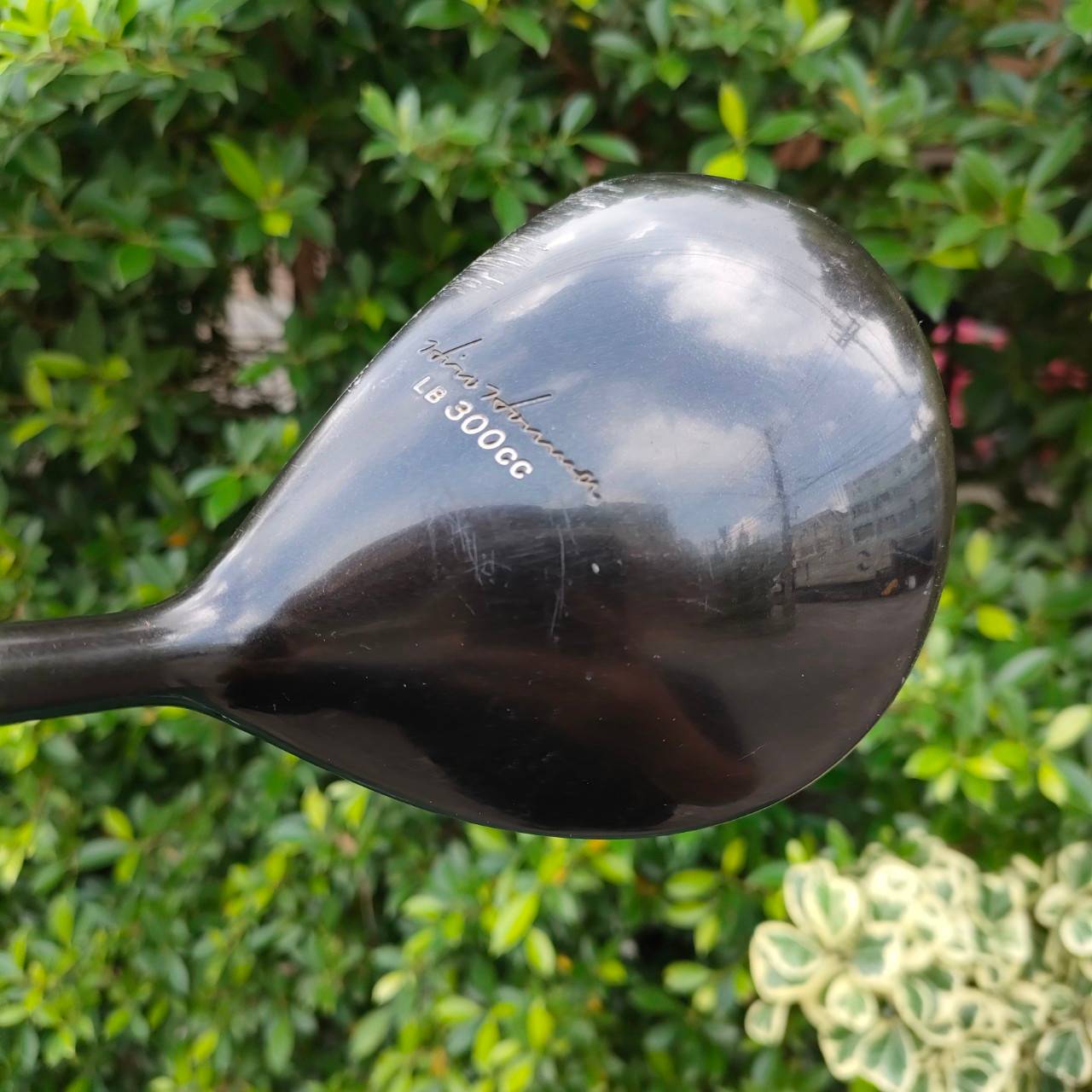 DRIVER HONMA LB-300 CC TITTANIUM HEAD องศา 10.5 ก้าน NEW FEATHER WEIGHT FLEX R-1 **ก้านระดับ 2 ดาว** ก้านดีสุดขีด!! เป็นหัว TITANIUM สุดพรีเมี่ยม!! ไม้กอล์ฟมือสอง ของแท้ BY NakaraLuxurious