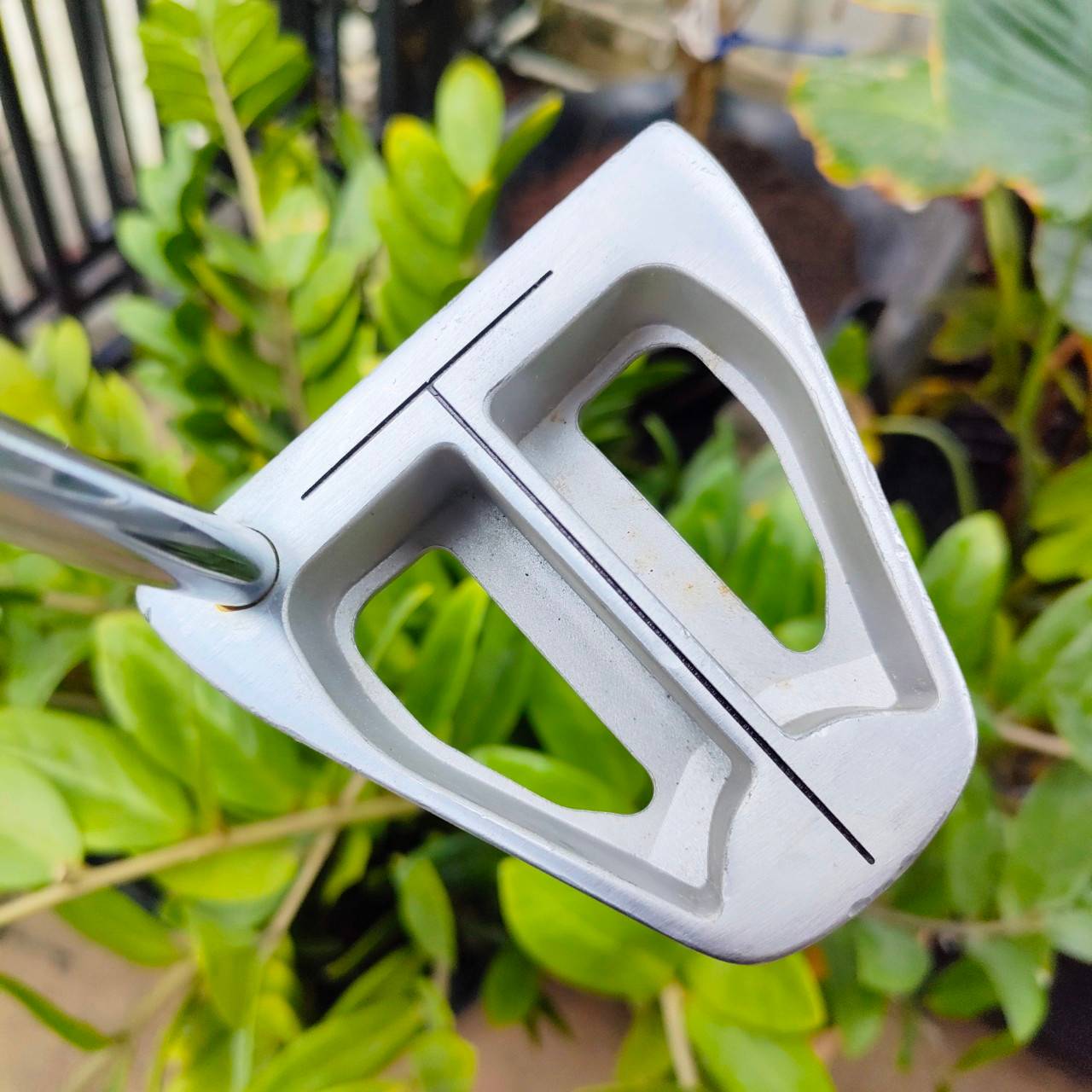 PUTTER ACUITY ยาว 35 นิ้ว *** กริฟเสื่อมสภาพ *** รูปทรงกระจายน้ำหนัก ชดเชย ความผิดพลาดได้อย่างสูงสุด ไม้กอล์ฟพรีเมี่ยมมือสอง By NakaraLuxurious