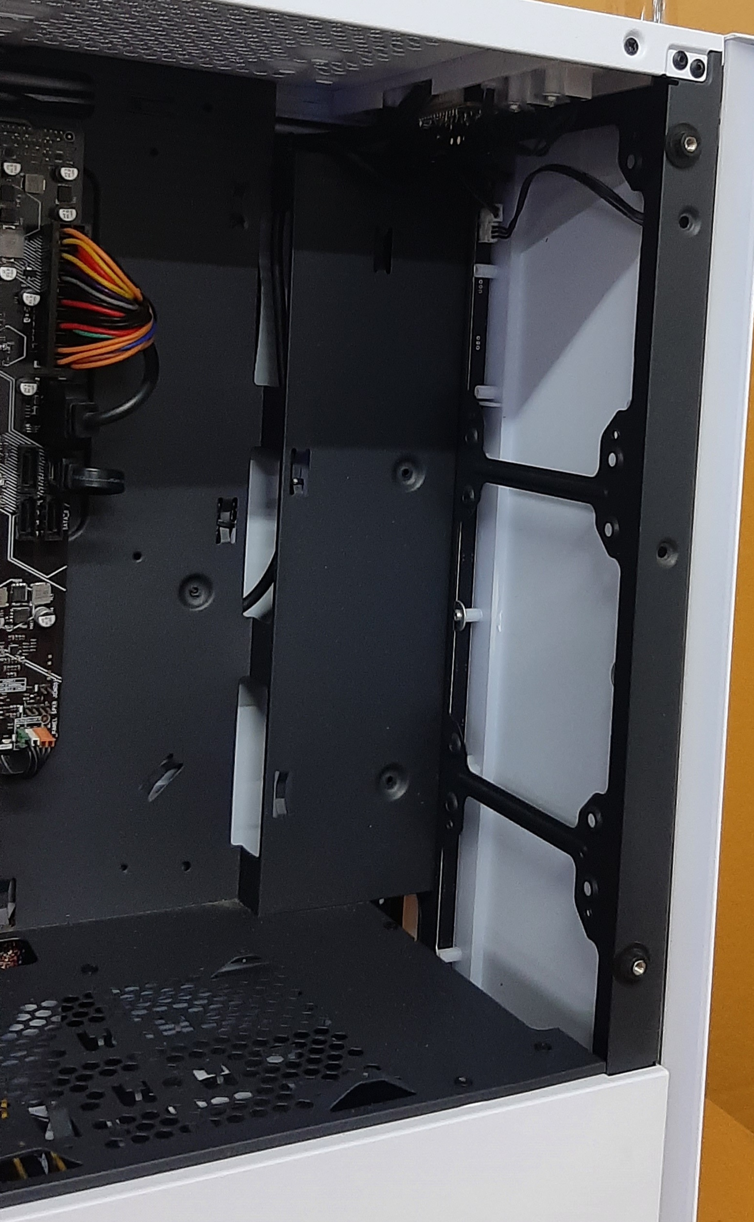 พีซีประกอบมือสอง เคส Tsunami Hunter Eagle H8(i3-10100F Ram16GB SSD256GB GTX1050Ti 4GB) ประกันร้าน 1 เดือน