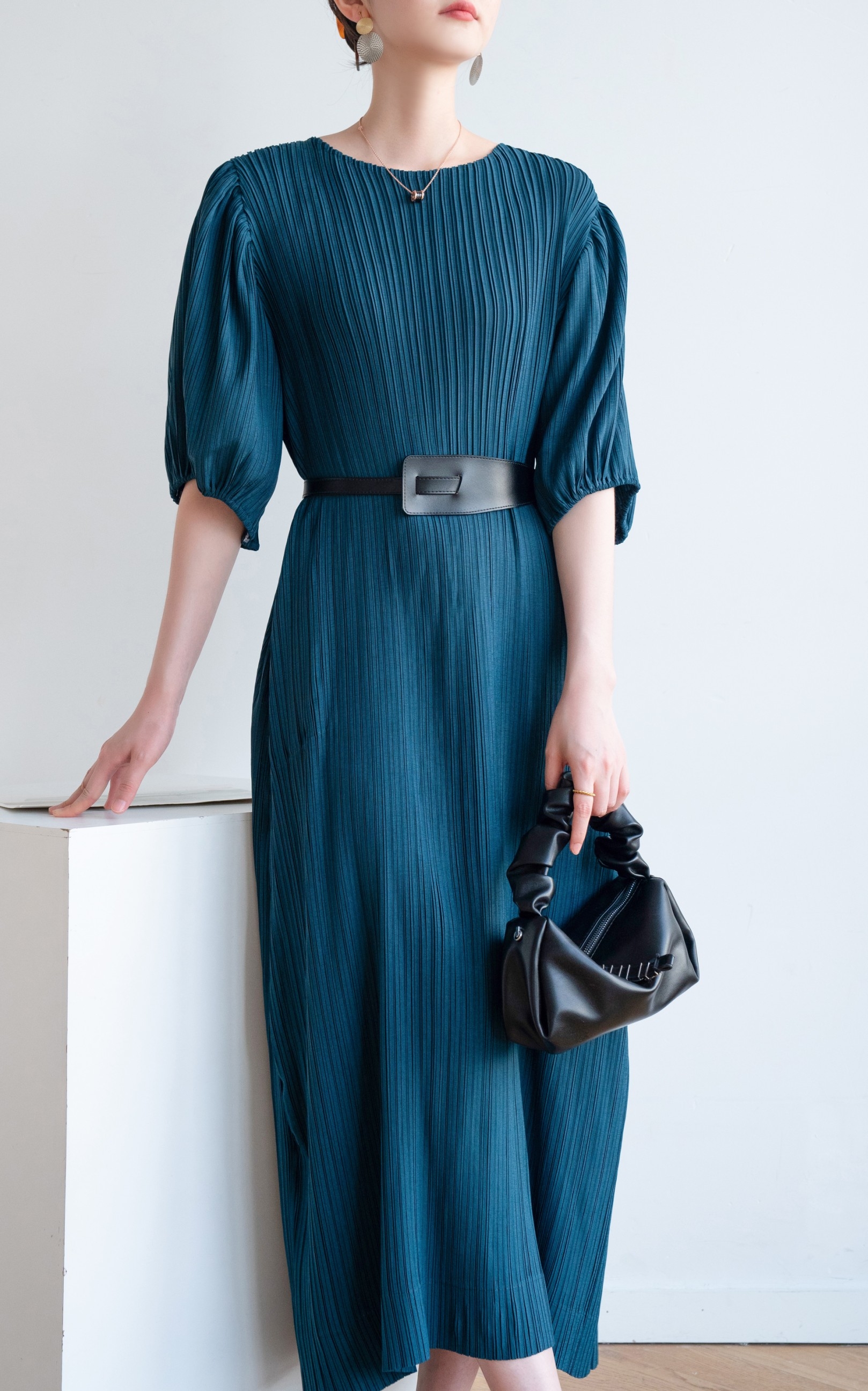 ปรับราคาลง20%!! อกถึง 60 นิ้ว 2MUAY รุ่น GJO1117P เดรสพลีทคุณภาพ BABY DOLL SLEEVE PLEATED DRESS 8 สี FREE SIZE