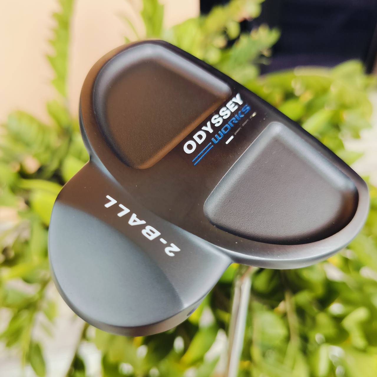 PUTTER ODYSSEY TWO-BALL WORKS ความยาว 34 นิ้ว สภาพสวยนางฟ้าเลยค่ะ มี COVER แท้เดิม หน้า INSERT พิเศษที่เกาะไลน์จัดๆ นุ่มสุดๆ ไม้กอล์ฟพรีเมี่ยมมือสอง ของแท้ By NakaraLuxurious