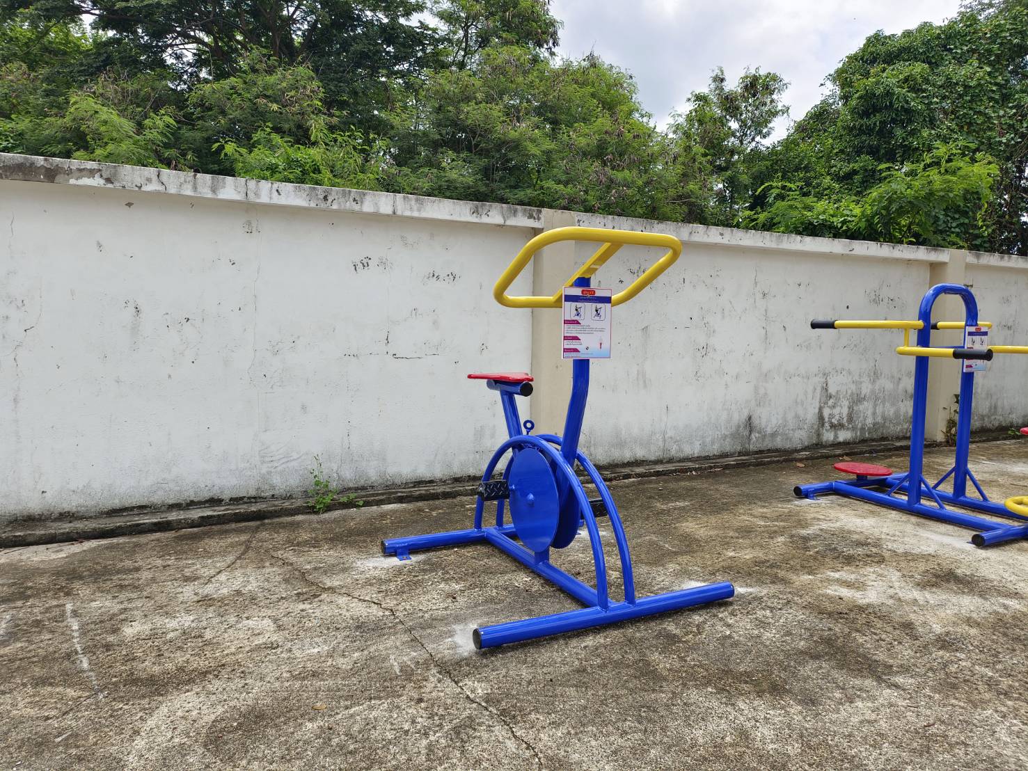 ชุดเครื่องออกกำลังกายกลางแจ้ง6รายการ โปร99,900 สนามกีฬา, เครื่องออกกำลังกายผู้ใหญ่, เครื่องออกกำลังกายสวนสาธารณะ หมู่บ้าน,Exercise equipment outdoor , OutdoorPlayground ,ราคาโรงงาน