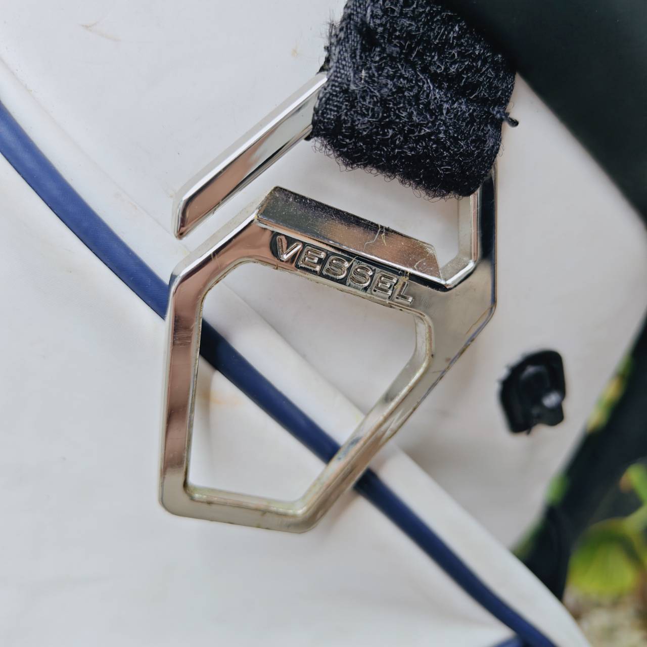 ถุงกอล์ฟ G/FORE Transporter III มือสอง ของแท้ สภาพสวยมาก มีสายสะพายเปลี่ยนได้สองแบบ