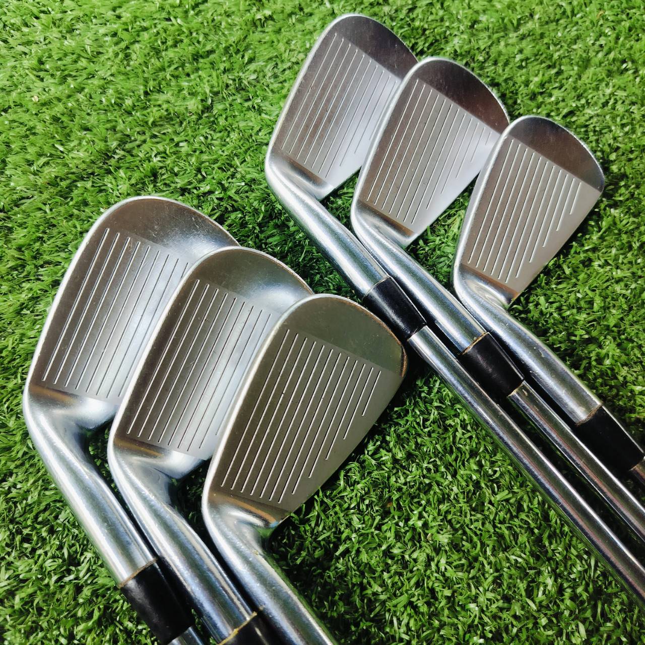 ชุดเหล็ก Titleist 690 CB FORGED ก้าน NS PRO 950 FLEX R เป็นชุดเหล็ก FORGED สุดพรีเมี่ยม แต่มี CAVITY เพื่อช่วยชดเชยผิดพลาด ไม้กอล์ฟพรีเมี่ยมญี่ปุ่นมือสอง ของแท้ By NakaraLuxurious